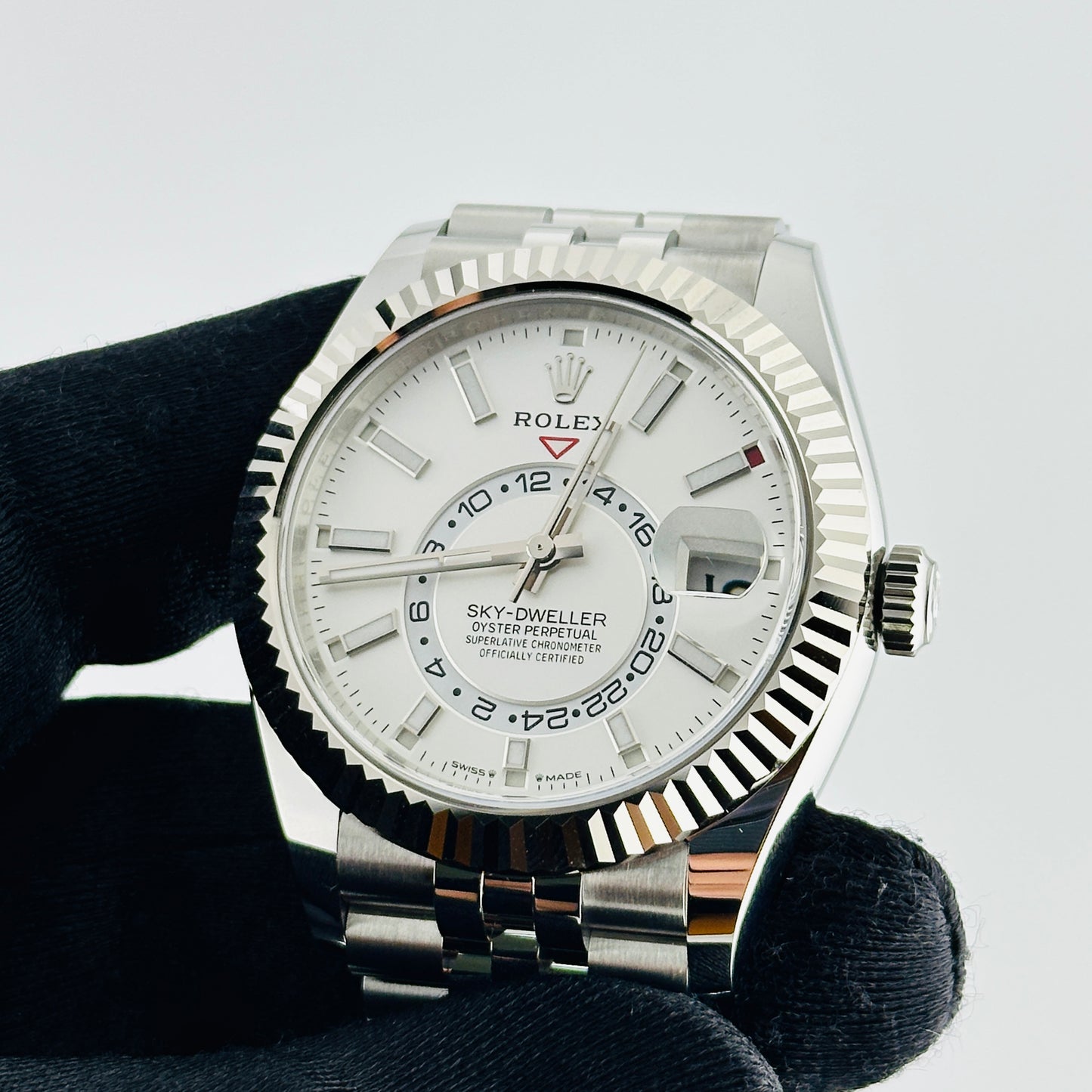 Rolex SkyDweller White Index Dial on Jubilee Ref. 336934 Card 2026 — view 3