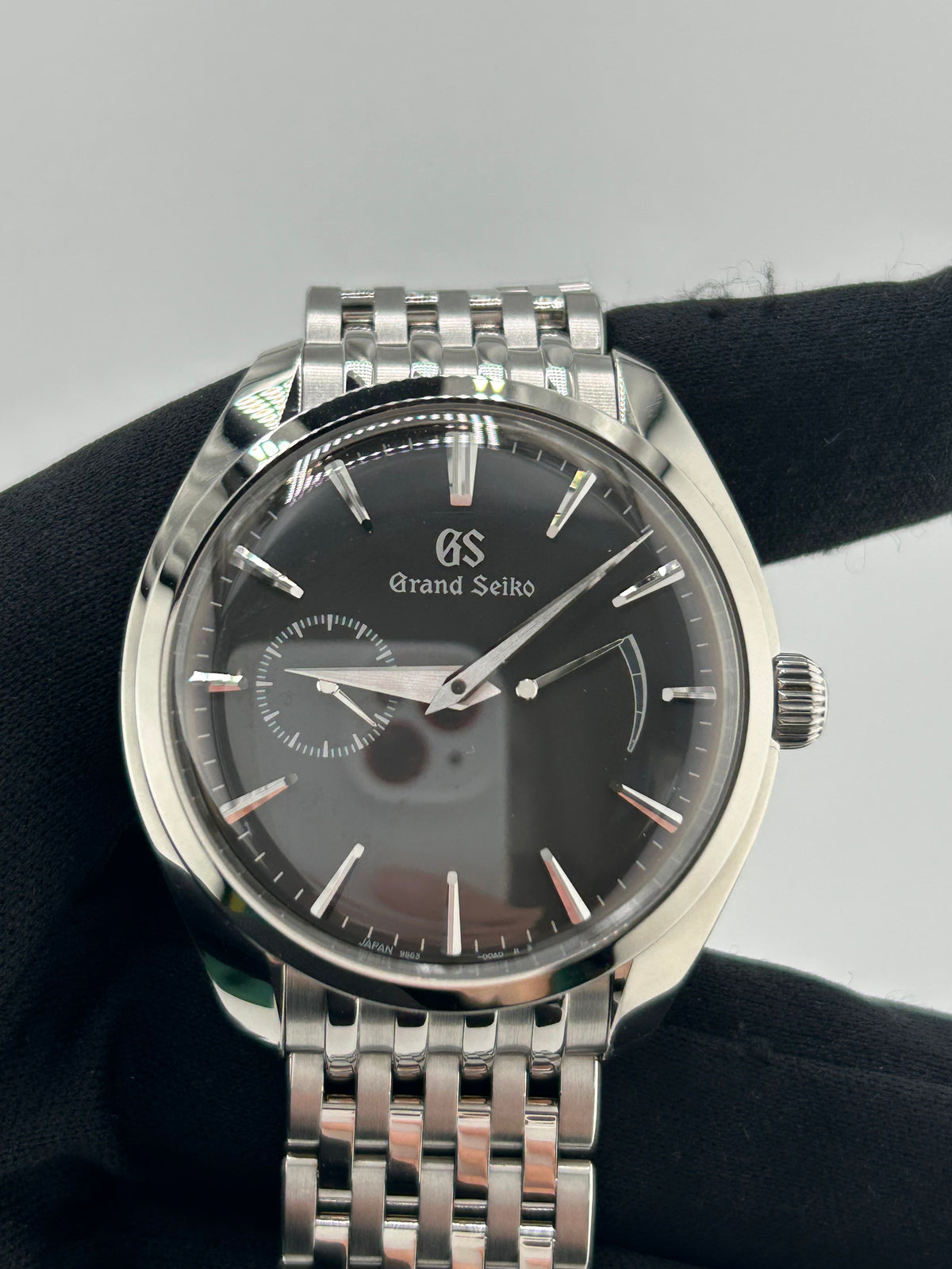Grand Seiko Elegance Black Dial on Stainless Steel Bracelet Ref. 9S63-00A0/SBGK009 Manuals Only and Box — view 3