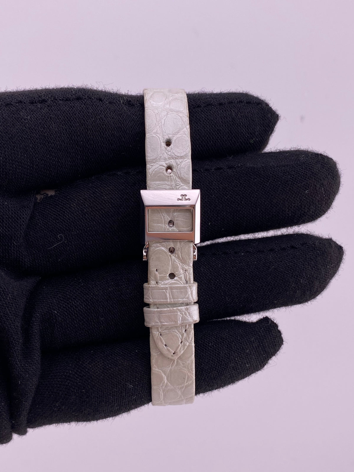 Jaeger Le Coultre Ideale White Mop Dial on Leather Strap Ref. 460.8.08 — view 4
