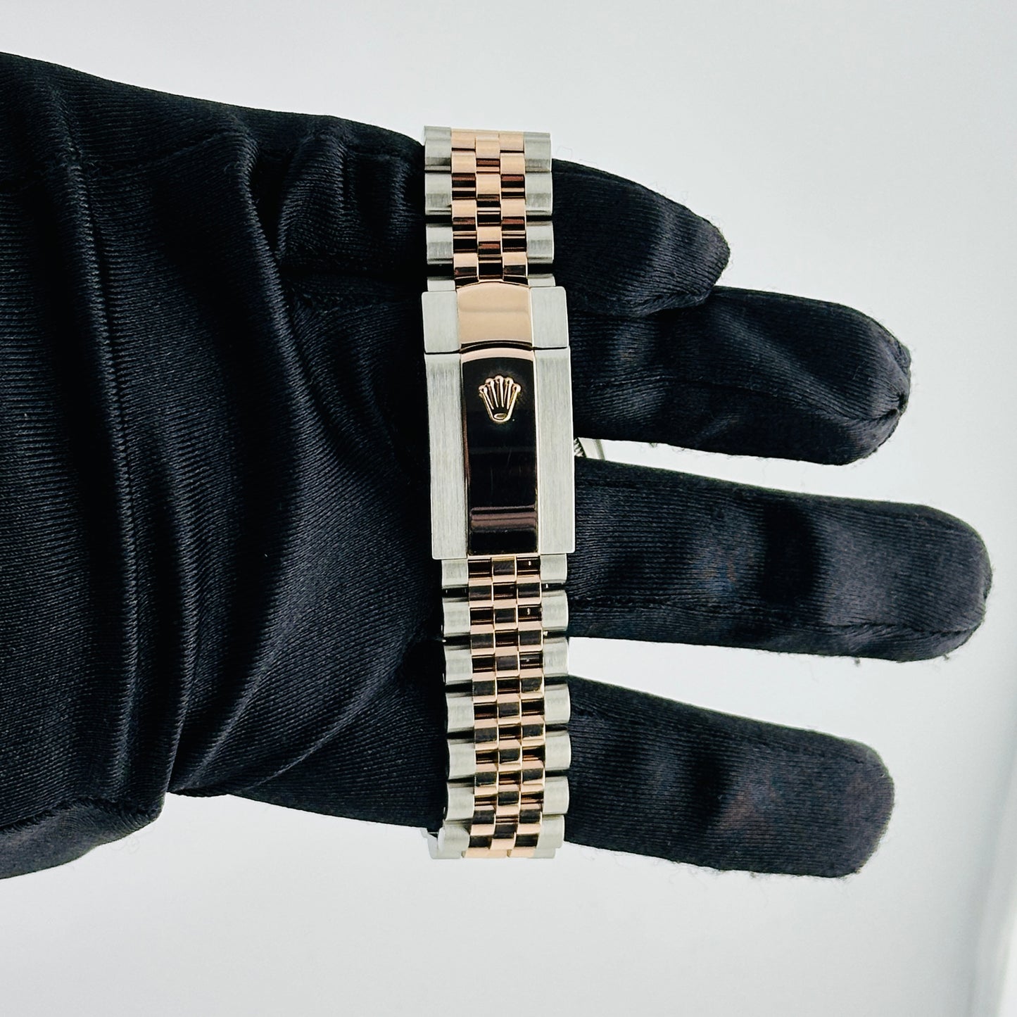 Rolex Datejust Dark Rhodium Index Dial on Jubilee Ref. 126231 Card 2020 — view 3