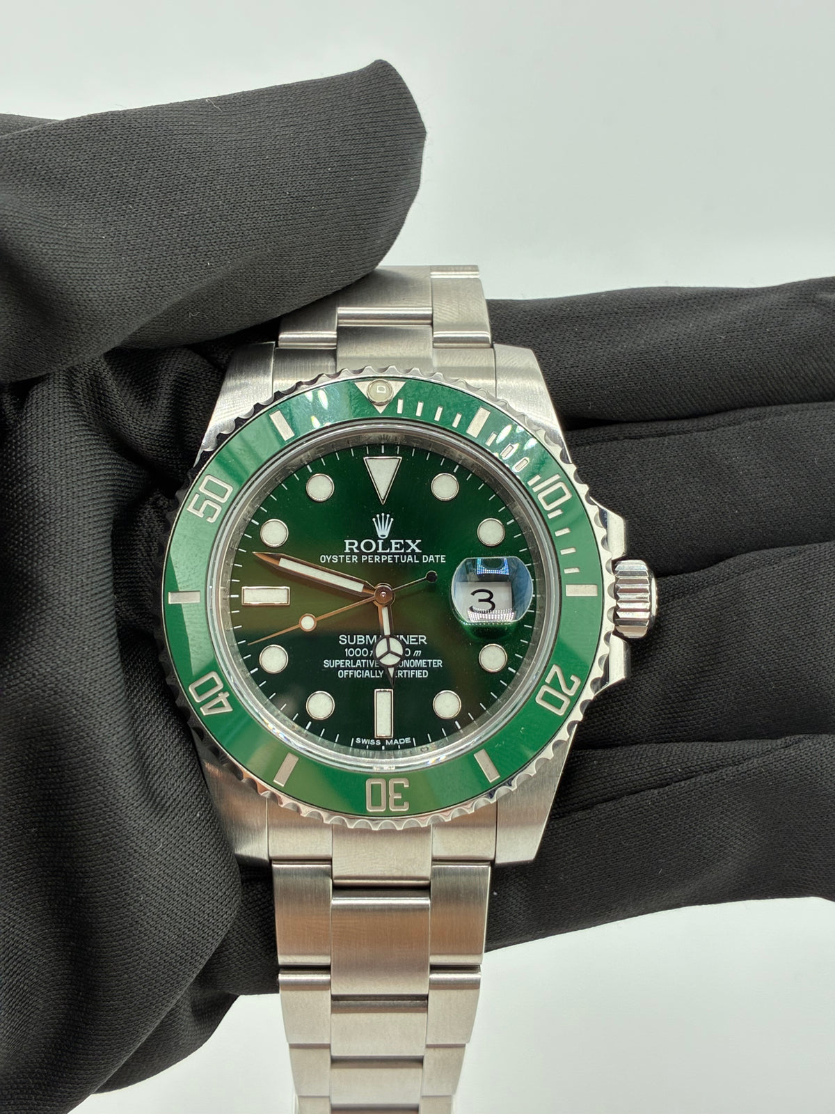 Rolex Submariner Green Dial on Oyster Ref. 116610LV Card 2014 — view 2