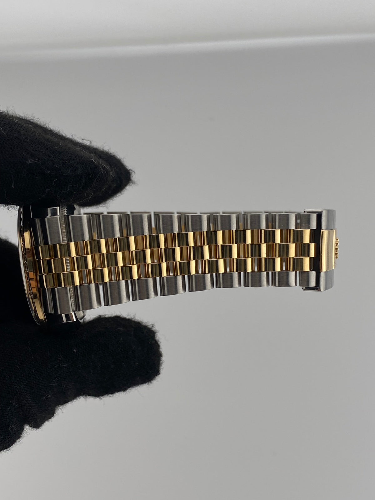 Rolex Datejust 36 Champagne Diamond Dial on Jubilee Ref. 126283RBR Card 2019 — view 5