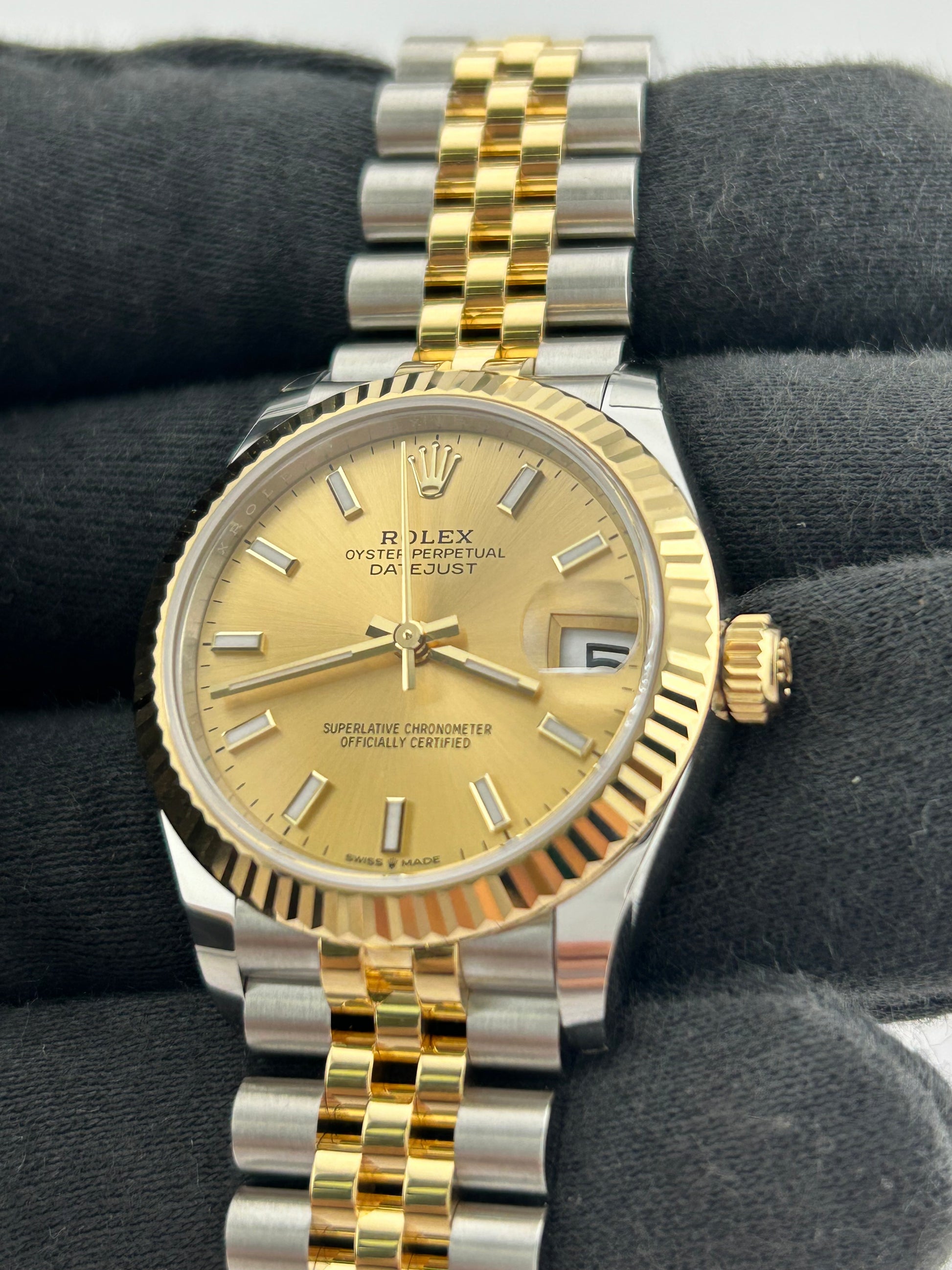 Rolex Datejust 31 Champagne Index Dial on Jubilee D Link Ref. 278273 Card 2026 — view 3