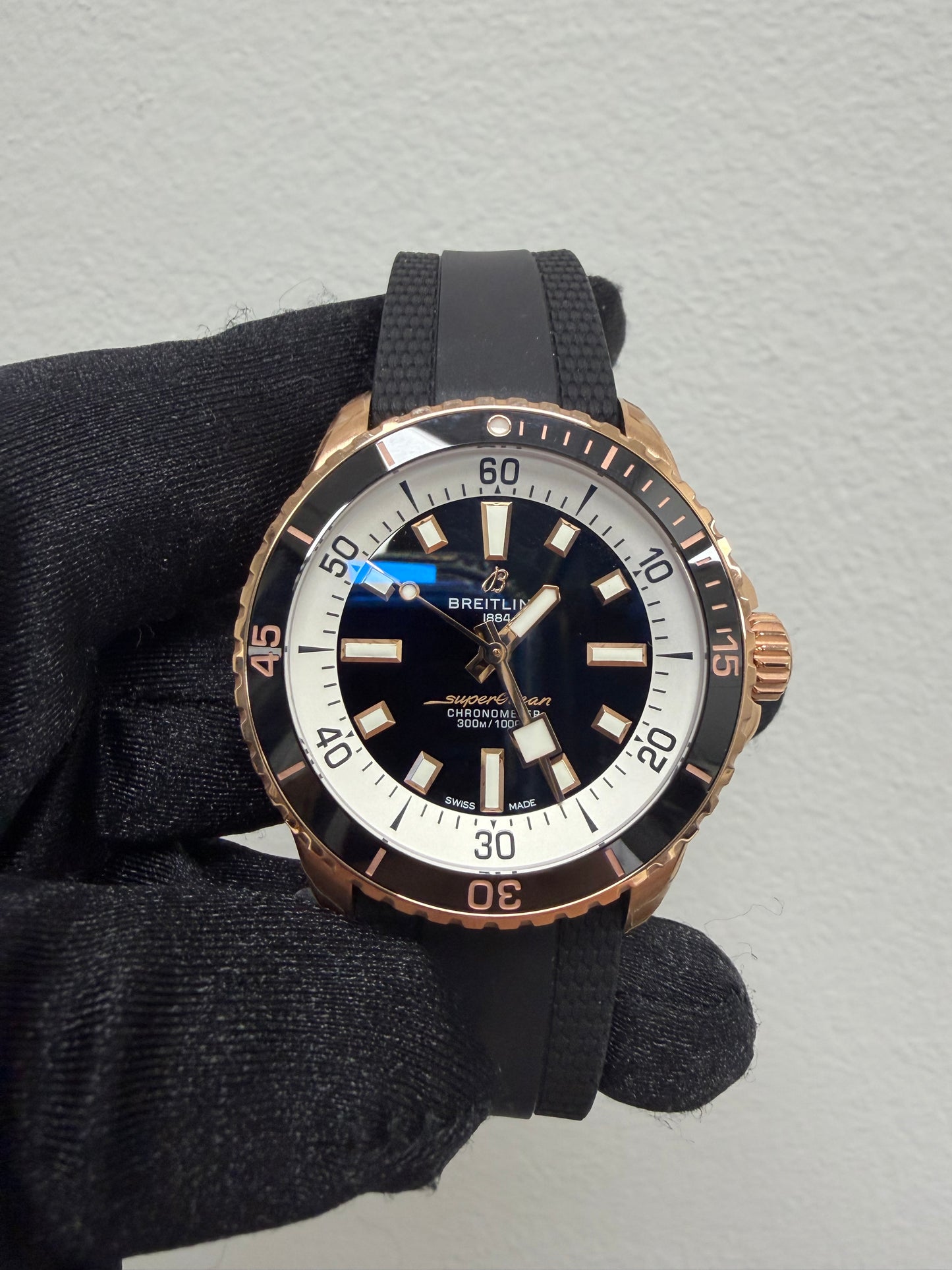 Breitling Superocean Automatic Black Dial on Rubber Strap Ref. R17375211B1S1 Card 2026 — view 2