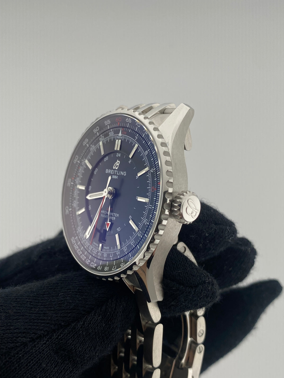 Breitling Navitimer Automatic Gmt Black Dial on Stainless Steel Bracelet Ref. A32310251B1A1 Card Open Date — view 3