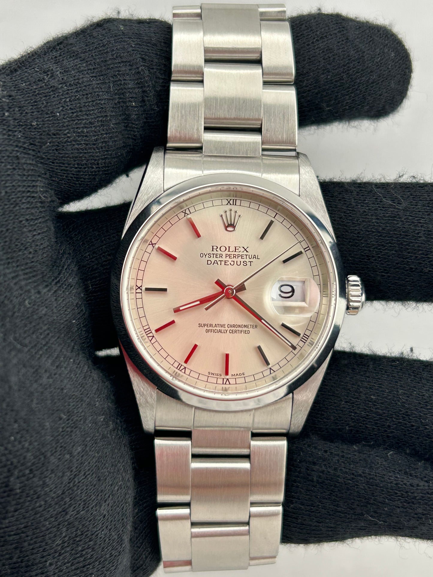 Rolex Datejust 36 Silver Stick Dial on Jubilee Ref. 16200 Papers 2000 — view 2
