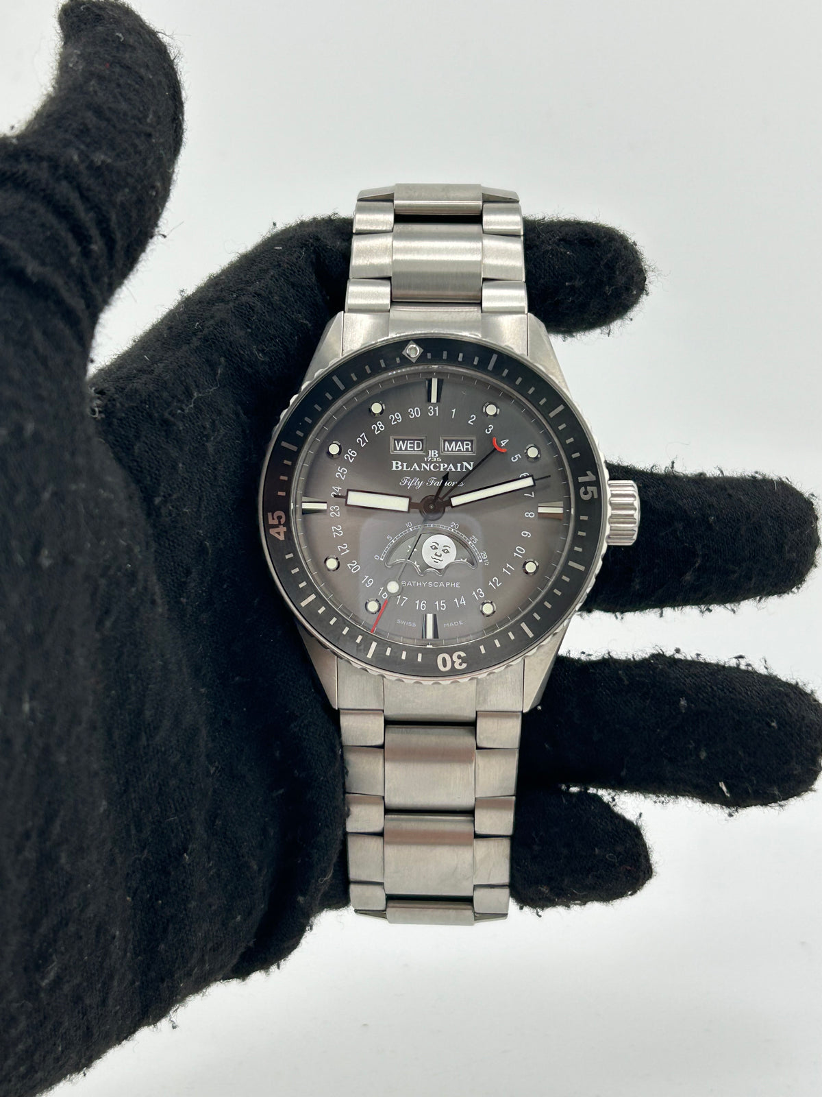 Blancpain Fifty Fathoms Bathyscaphe Quanti√®me Complet Phases de Lune Grey Meteor Dial on Titanium Ref. 5054121098S Complete 2024 — view 2