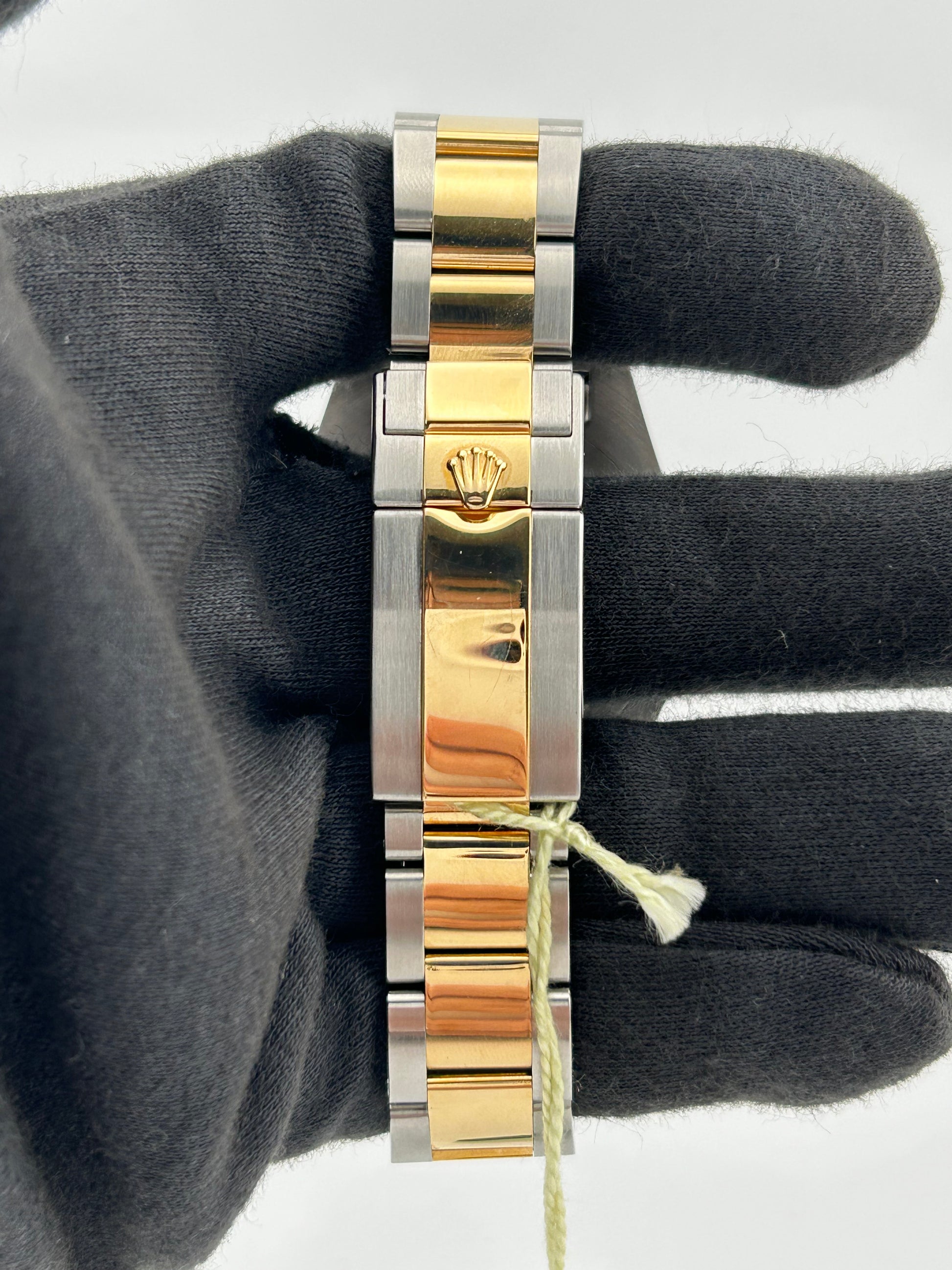 Rolex GMT-Master II Black Dot Markers Dial on 2 Tone Oyster Bracelet Ref. 116713LN Card — view 4