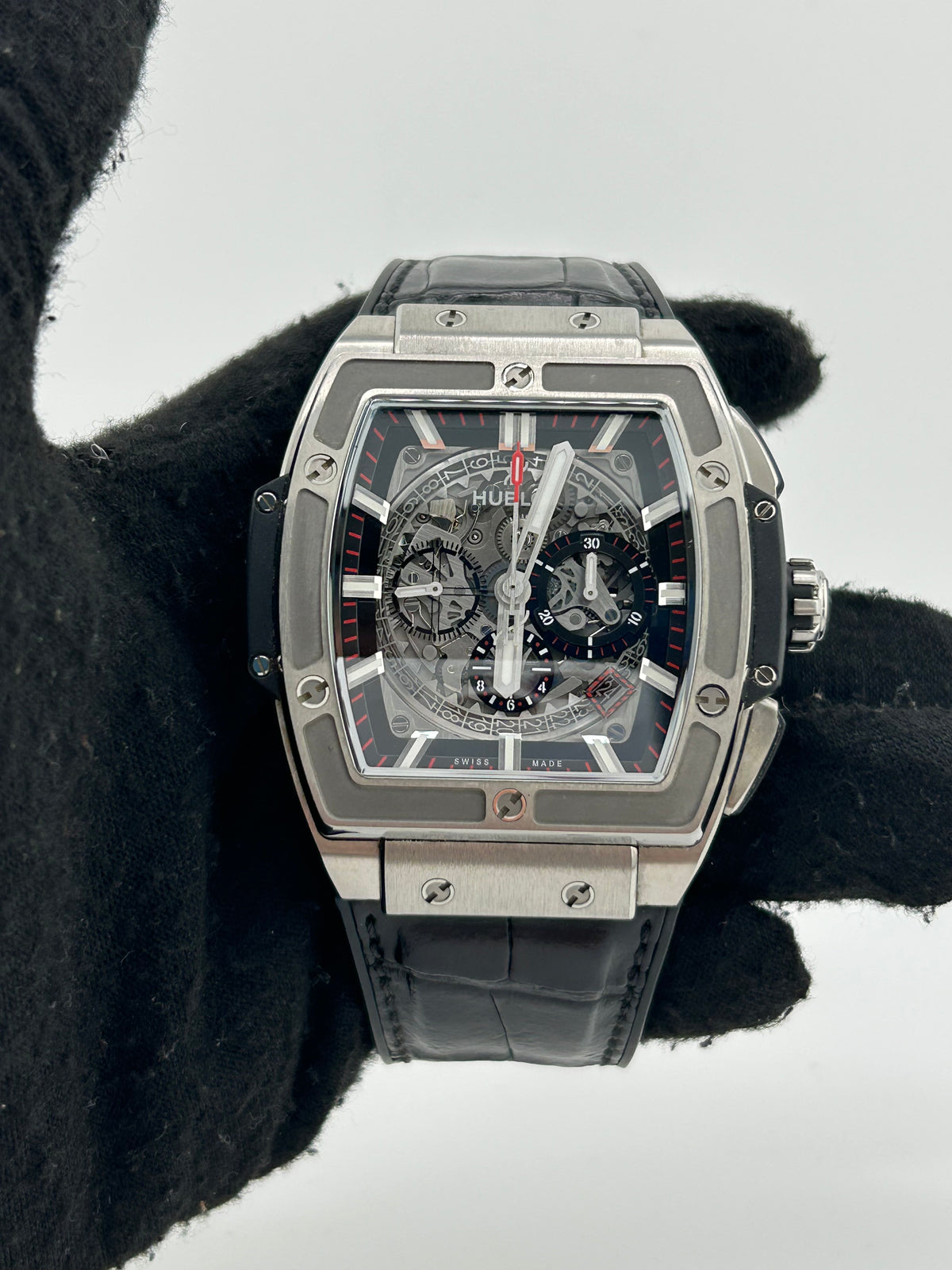 Hublot Spirit of Big Bang Gray Skeleton Dial on Leather Strap Ref. 601.NX.0173.LR Complete 2022 — view 2