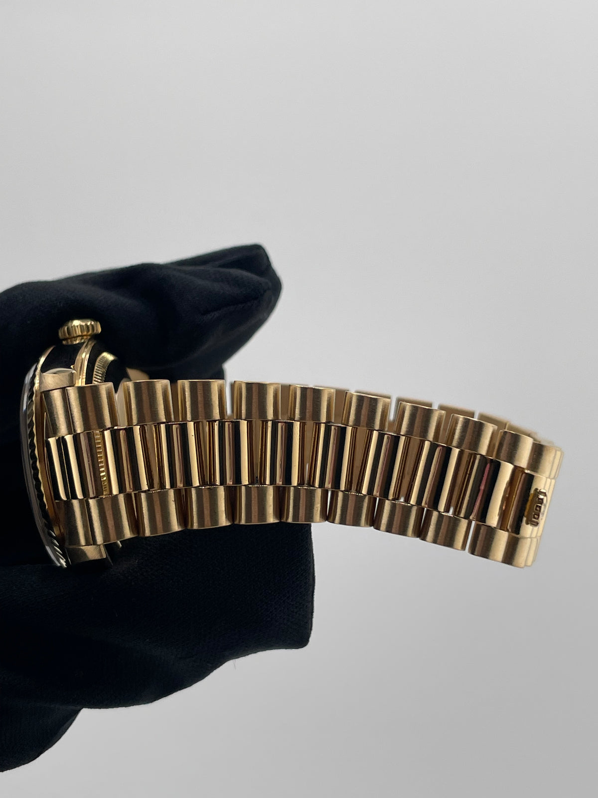 Rolex Daydate Champagne Stick Dial on President Ref. 18238 Papers 1991 — view 5