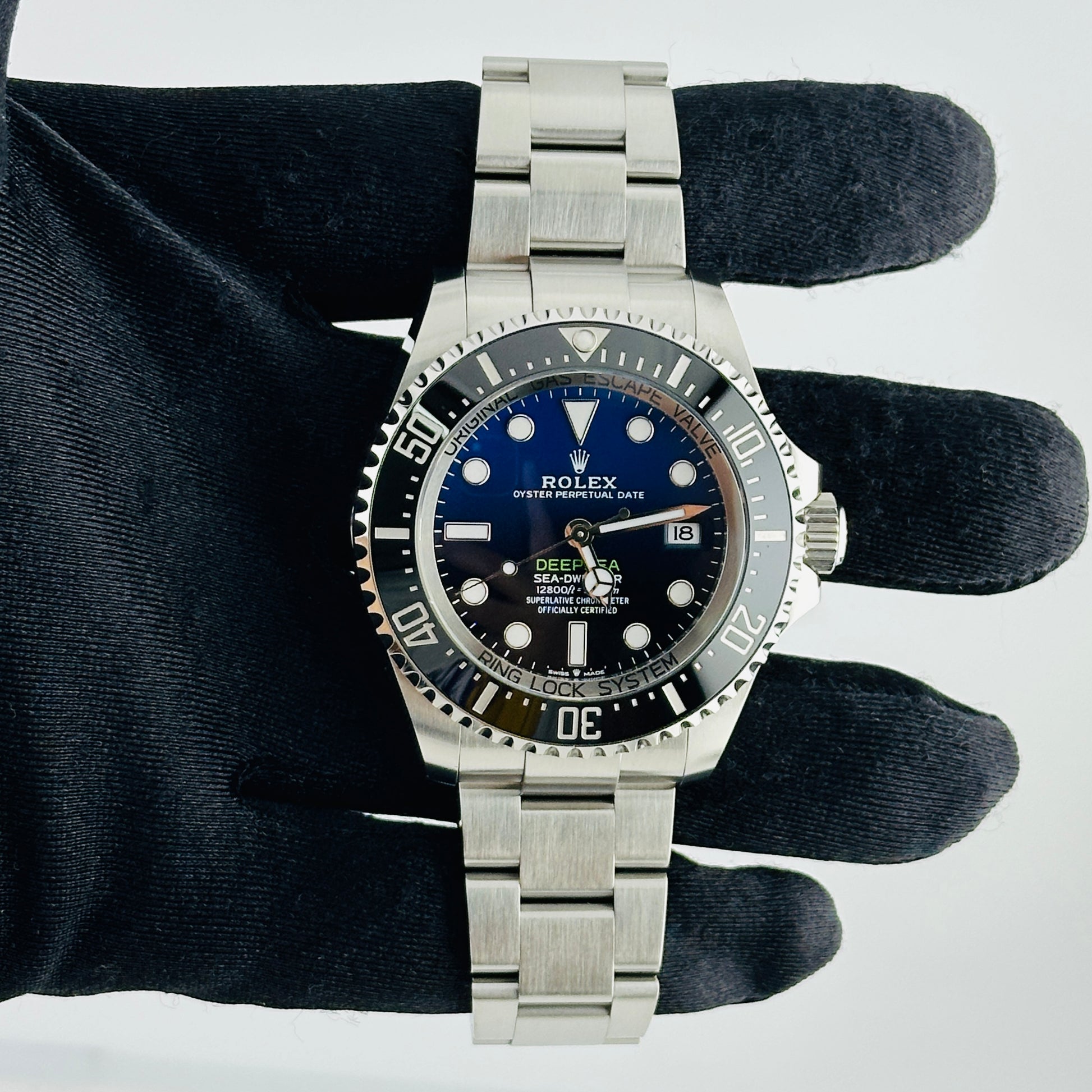 Rolex Sea-Dweller Deepsea James Cameron Blue Dial on Oyster Ref. 136660 Card 2024 — view 2