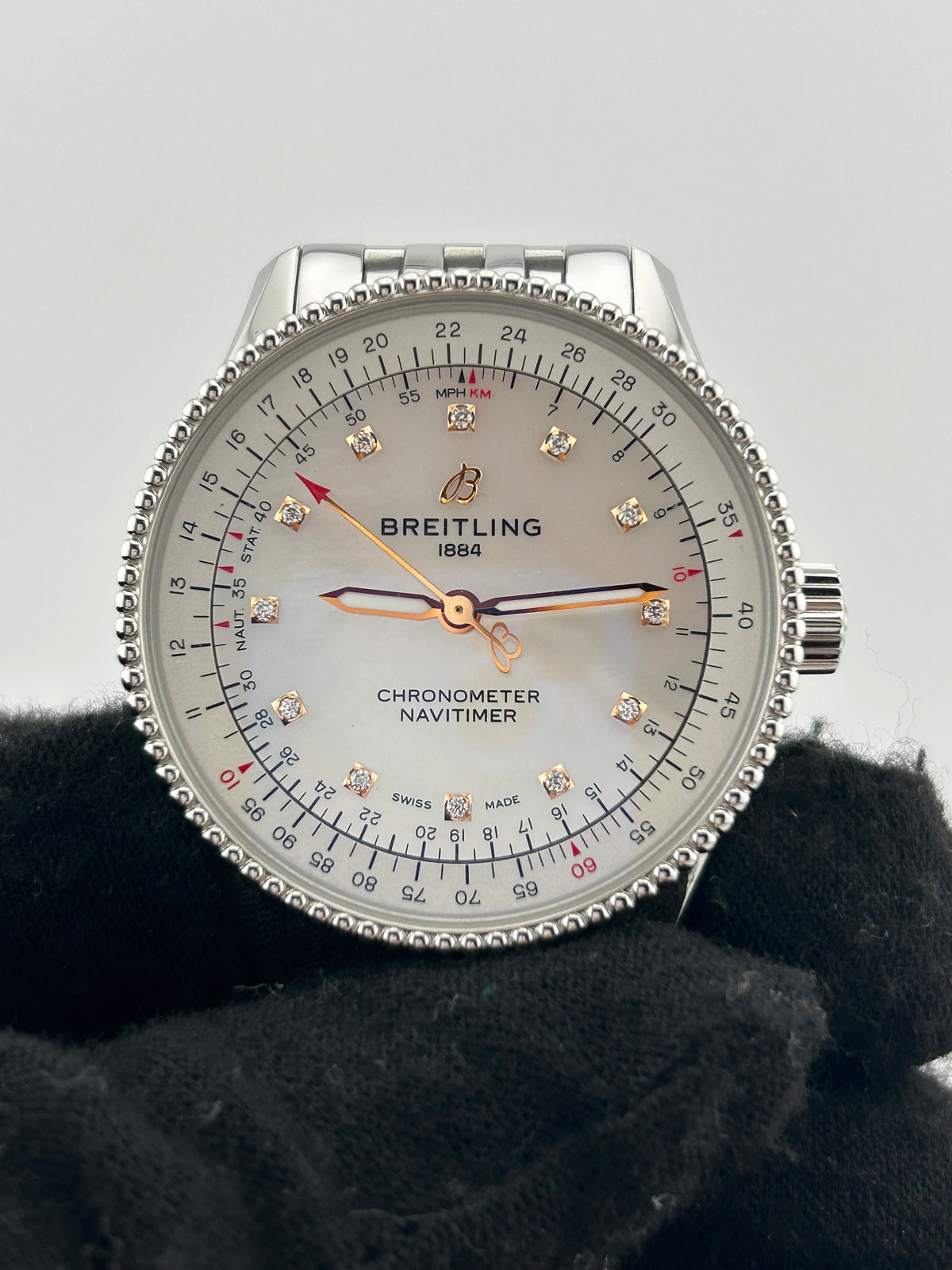 Breitling Navitimer Automatic White Mop Dial on Stainless Steel Bracelet Ref. A17395211A1A1 Complete — view 3