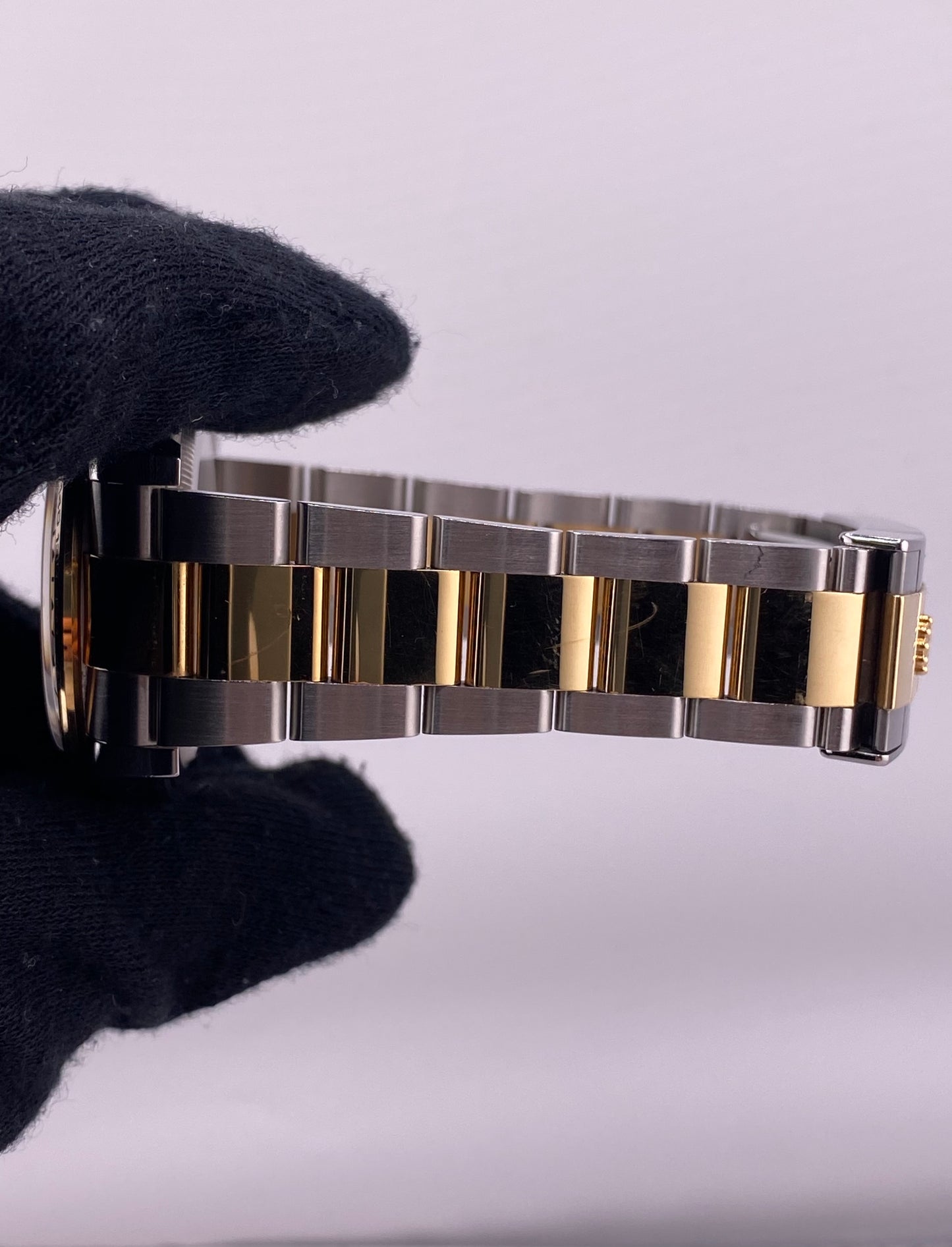 Rolex Daytona Black And Golden Diamond Dial on Oyster Ref. 126503 Card 2025 — view 5