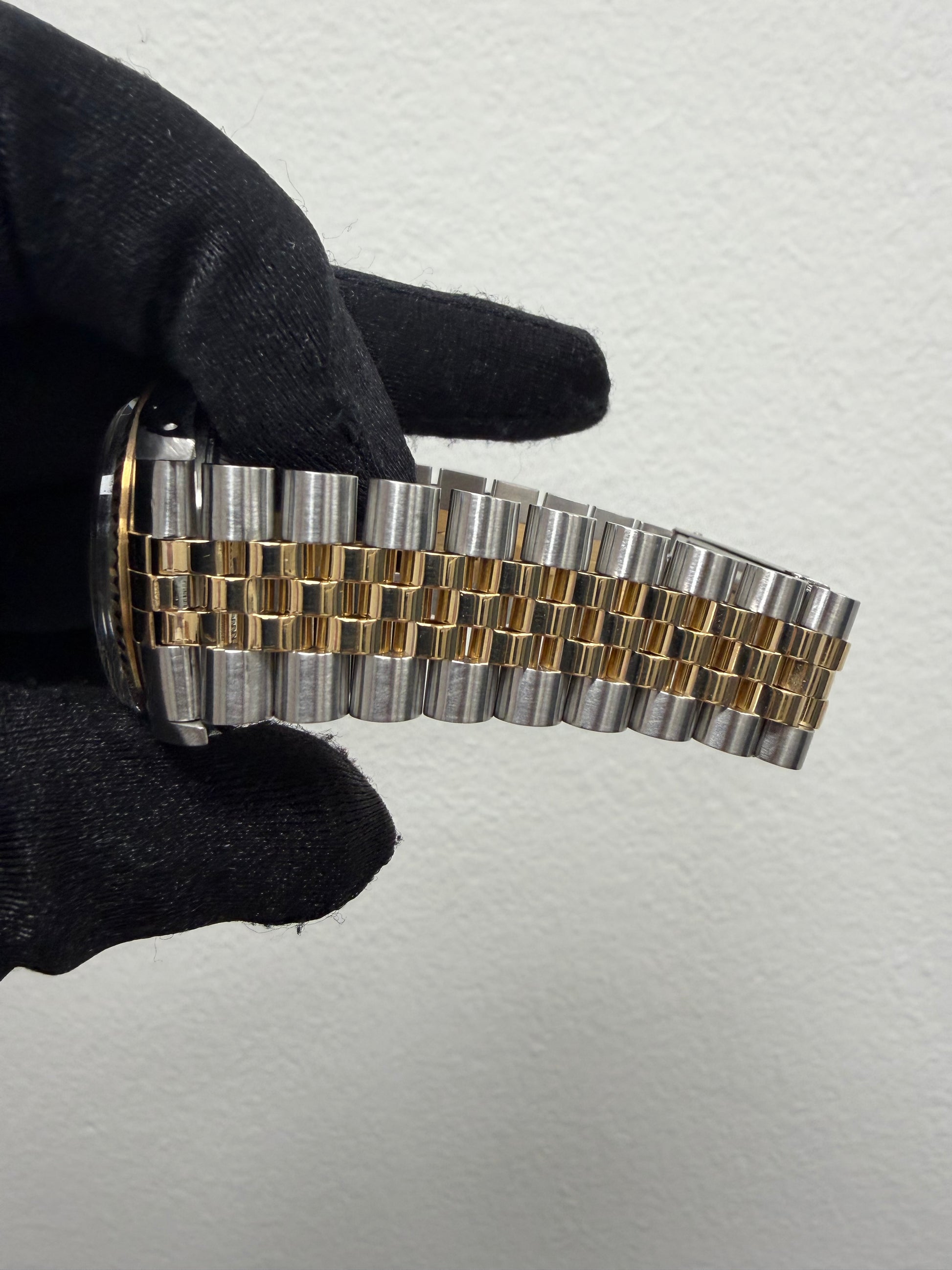 Rolex Datejust Champagne Stick Dial on D Link Jubilee Ref. 16013 1987 — view 4