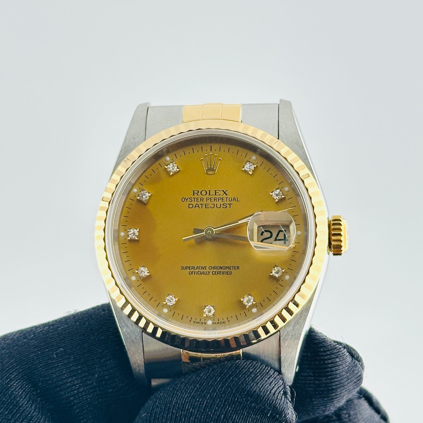 Rolex Datejust Champagne Diamond Factory Dial on D Link Jubilee Bracelet Ref. 16233G 1994 — view 3