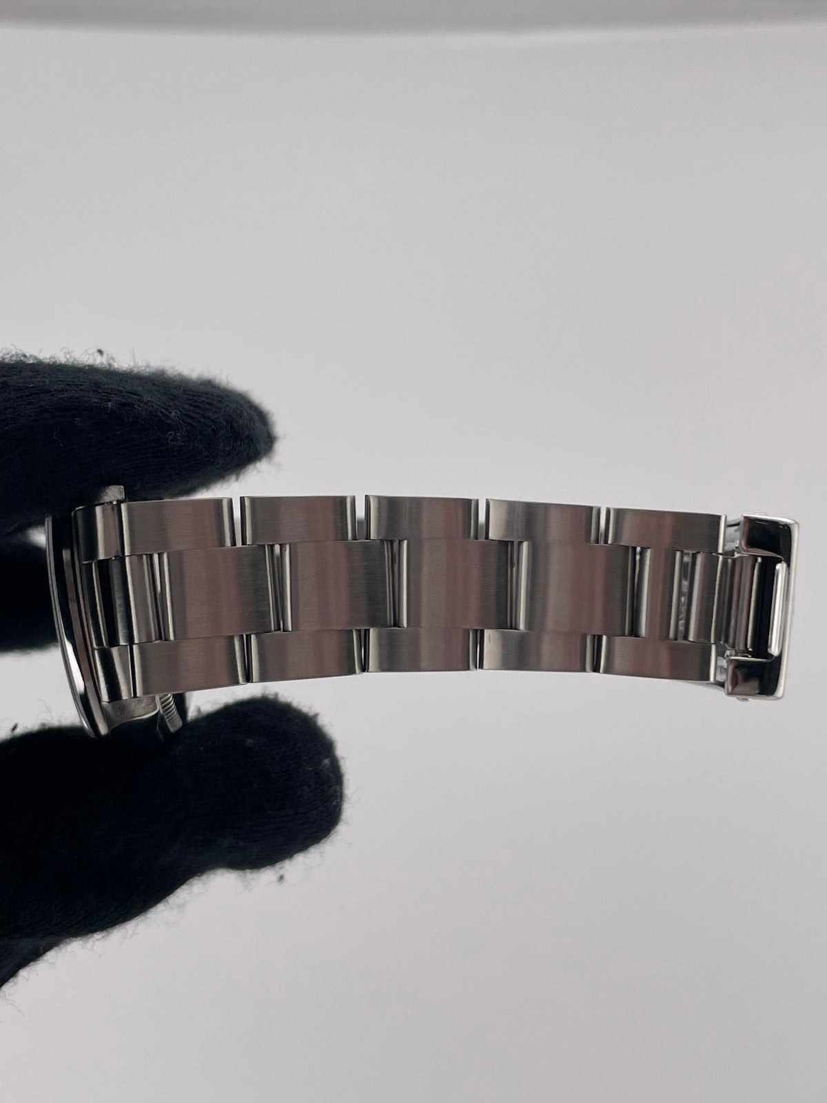 Rolex Oyster Perpetual Blue Dial on Oyster Bracelet Ref. 77080 Card 2014 — view 5