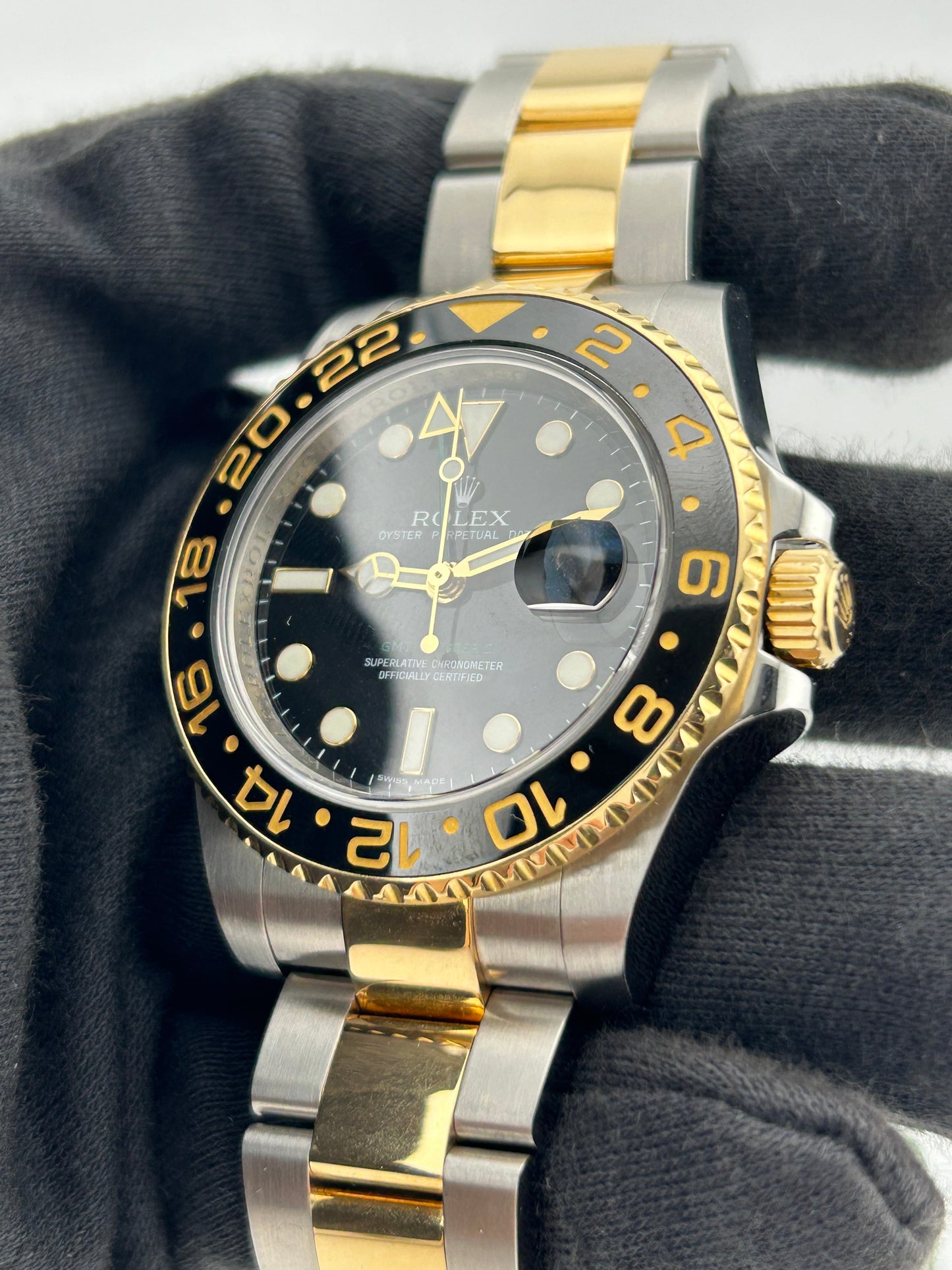 Rolex GMT-Master II Black Dot Markers Dial on 2 Tone Oyster Bracelet Ref. 116713LN Card — view 3