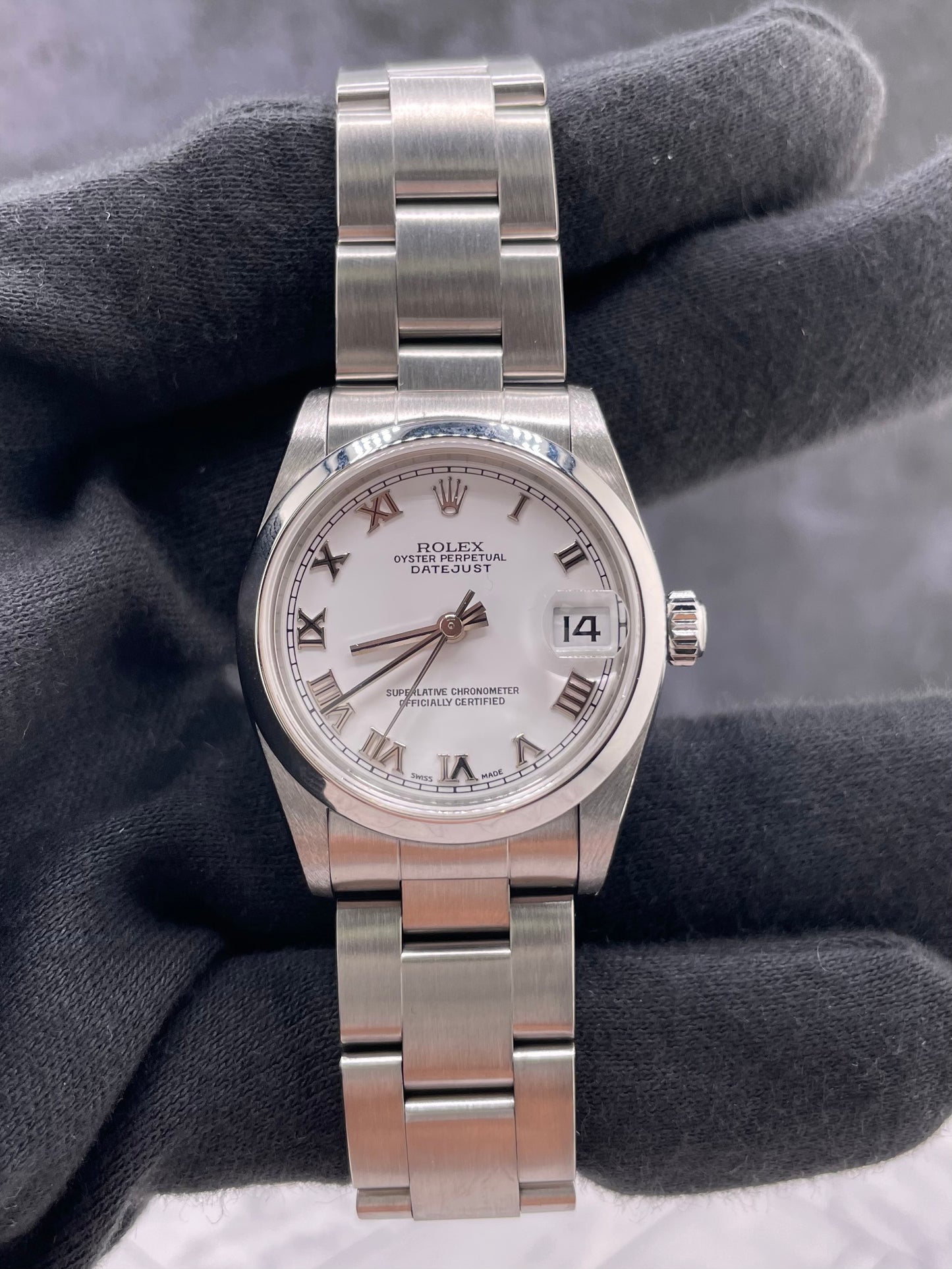Rolex Datejust White Roman Dial on Oyster Ref. 78240 Papers 2002 — view 2