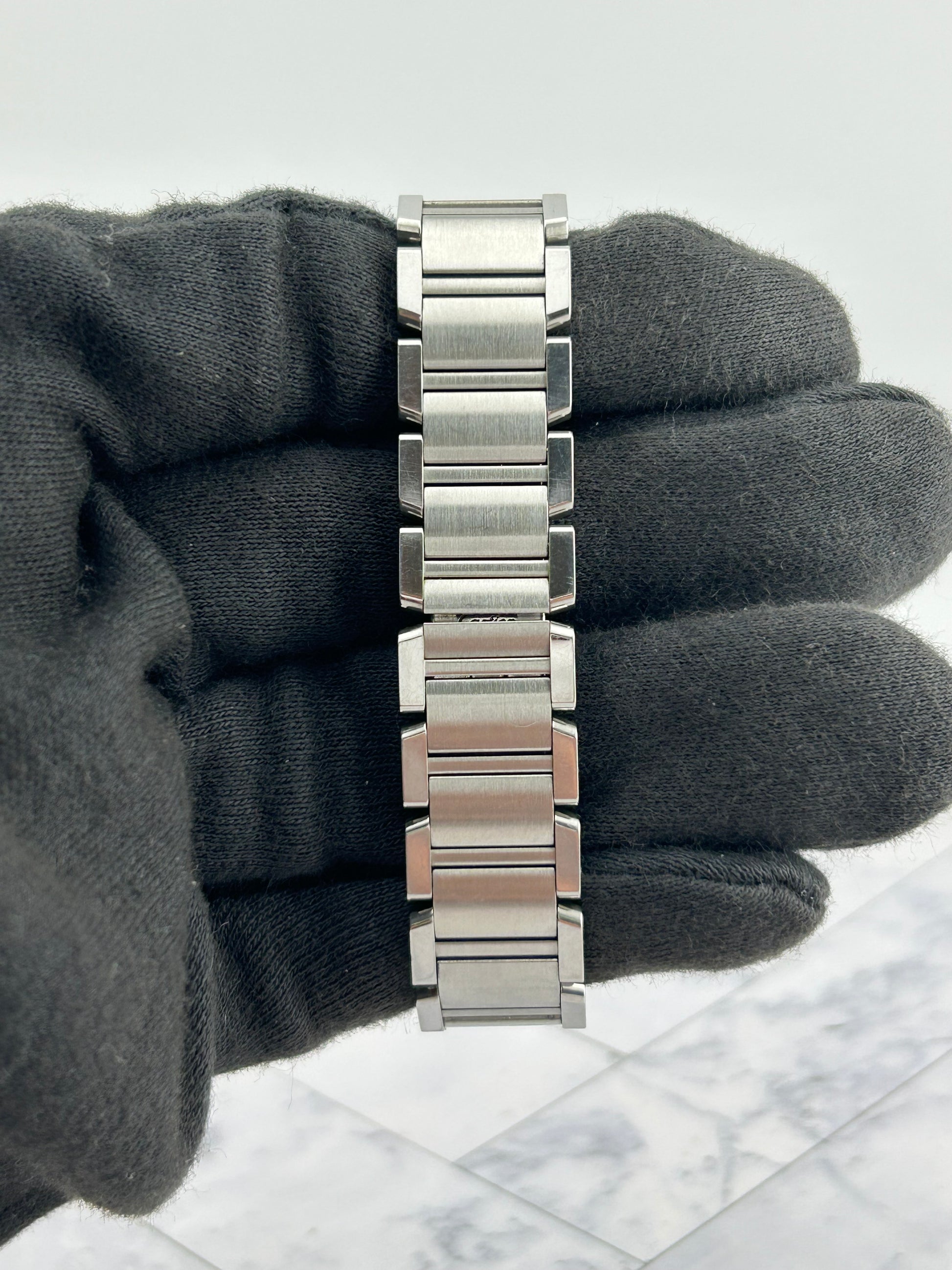 Cartier Tank Francaise Small White Roman Dial on Stainless Steel Ref. 2384 / W51008Q3 — view 4