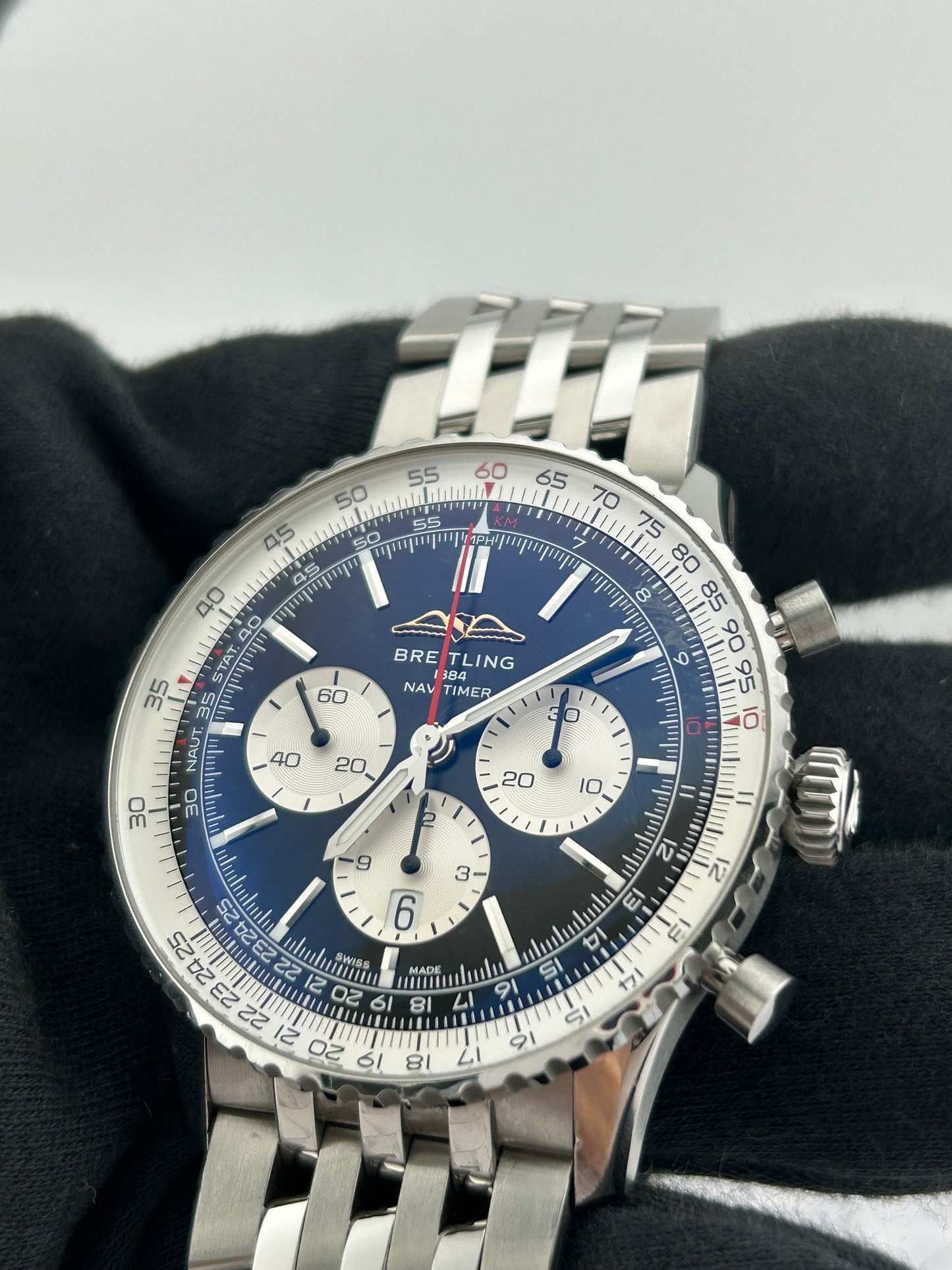 Breitling Navitimer B01 Chronograph Black Dial on Stainless Steel Bracelet Ref. AB0137211B1A1 Card 2024 — view 3