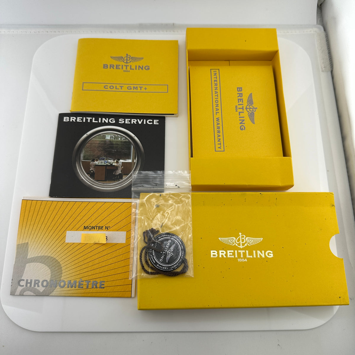 Breitling Colt GMT Black Dial on Stainless Steel Bracelet Ref. A32370/B955 Complete 2013 — view 2