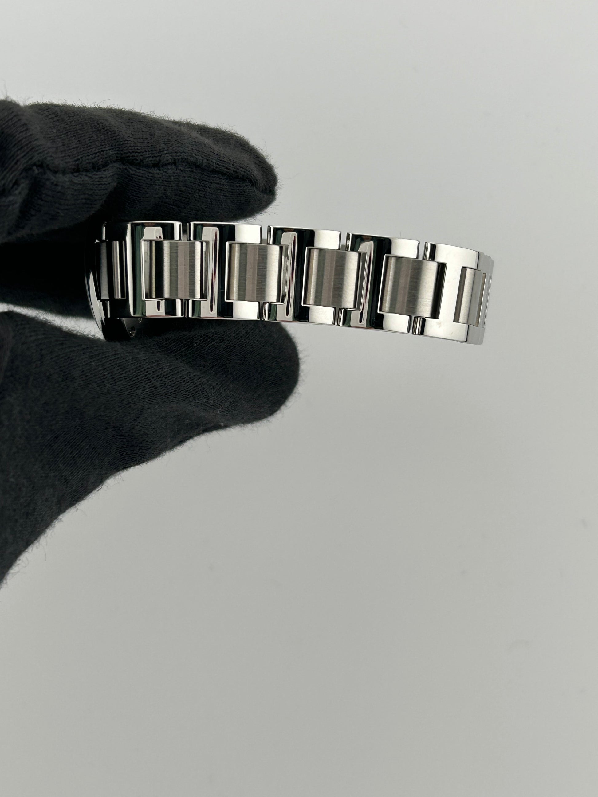 Cartier Ballon Bleu Silvered Opaline Dial on Bracelet Ref. W69010Z4 Papers 2016 — view 5