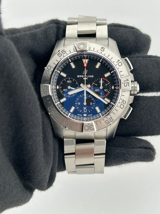 Breitling Avenger B01 Chronograph Black Dial on Stainless Steel Bracelet Ref. AB0147101B1A1 Complete 2024 — view 2