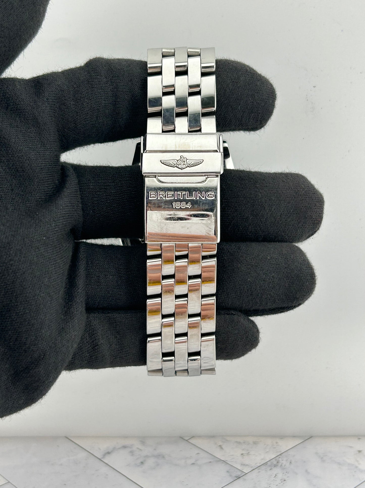 Breitling Chronomat Black Dial on Stainless Steel Bracelet Ref. A011B56PA Papers 2012 — view 3
