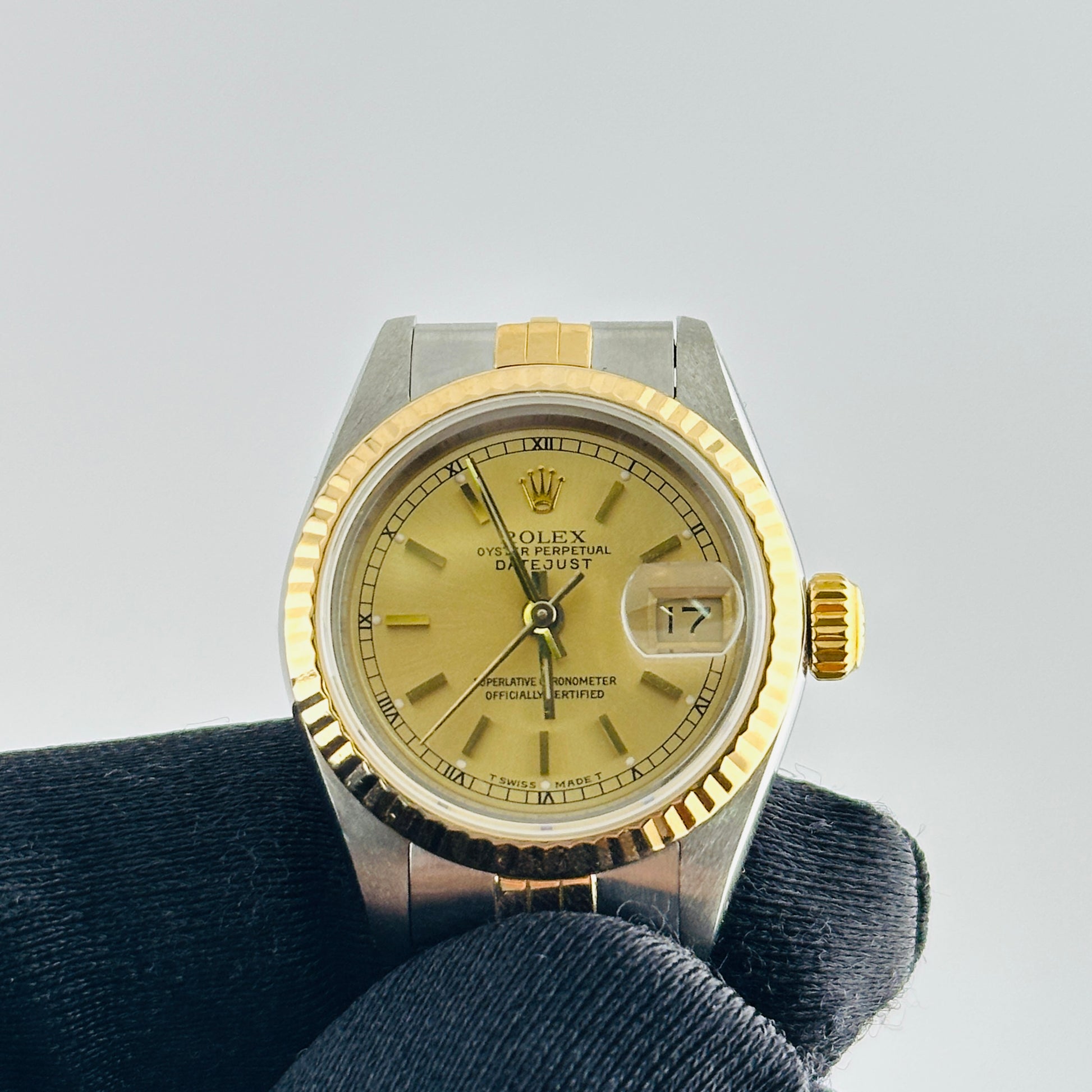 Rolex Datejust Lady Champagne Stick Dial on D Link Jubilee Ref. 69173 Papers 1989 — view 3