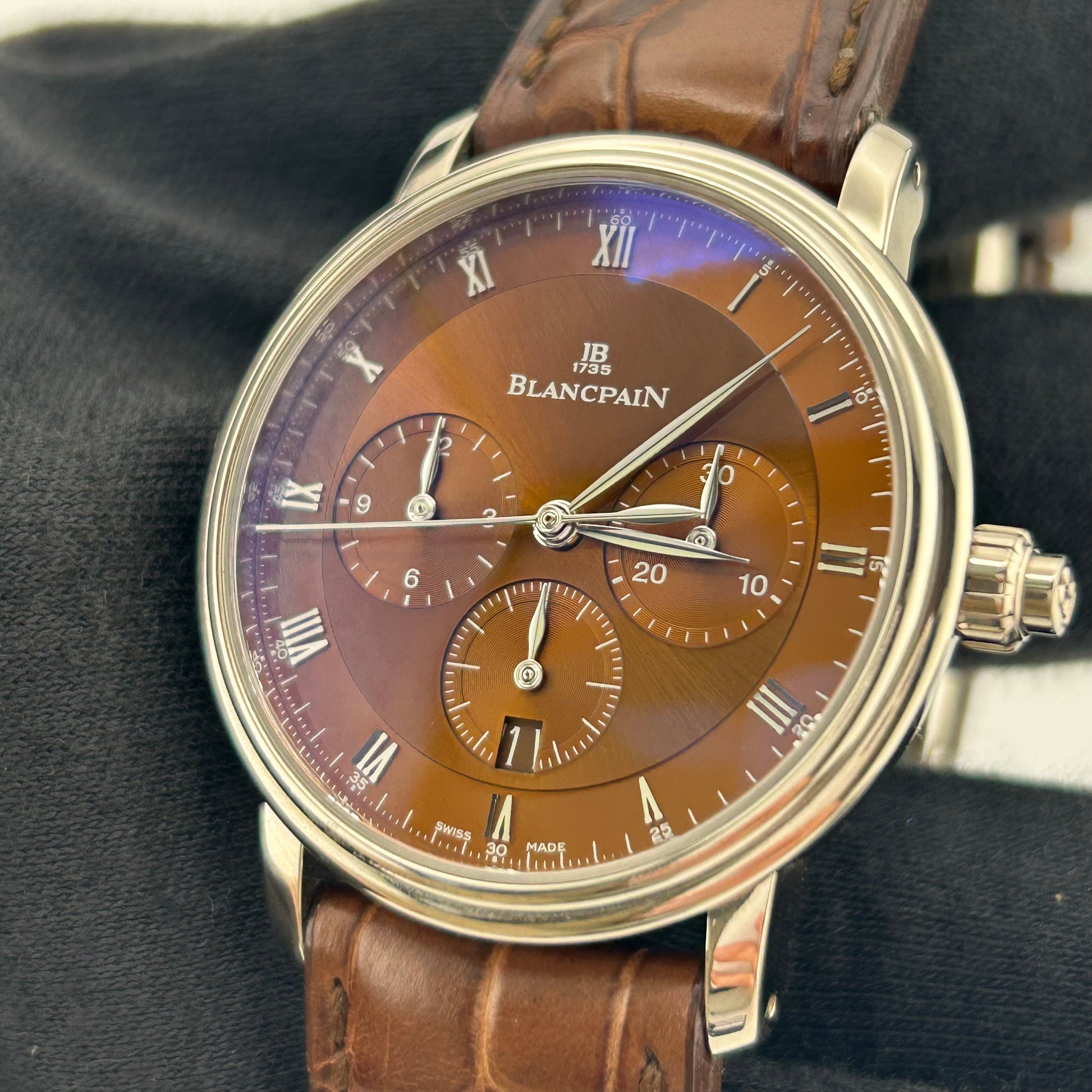 Blanc Pain Villeret Chrono Brown Roman Dial on Brown Leather Ref. 6185-1546A-55B Card 2019 — view 3