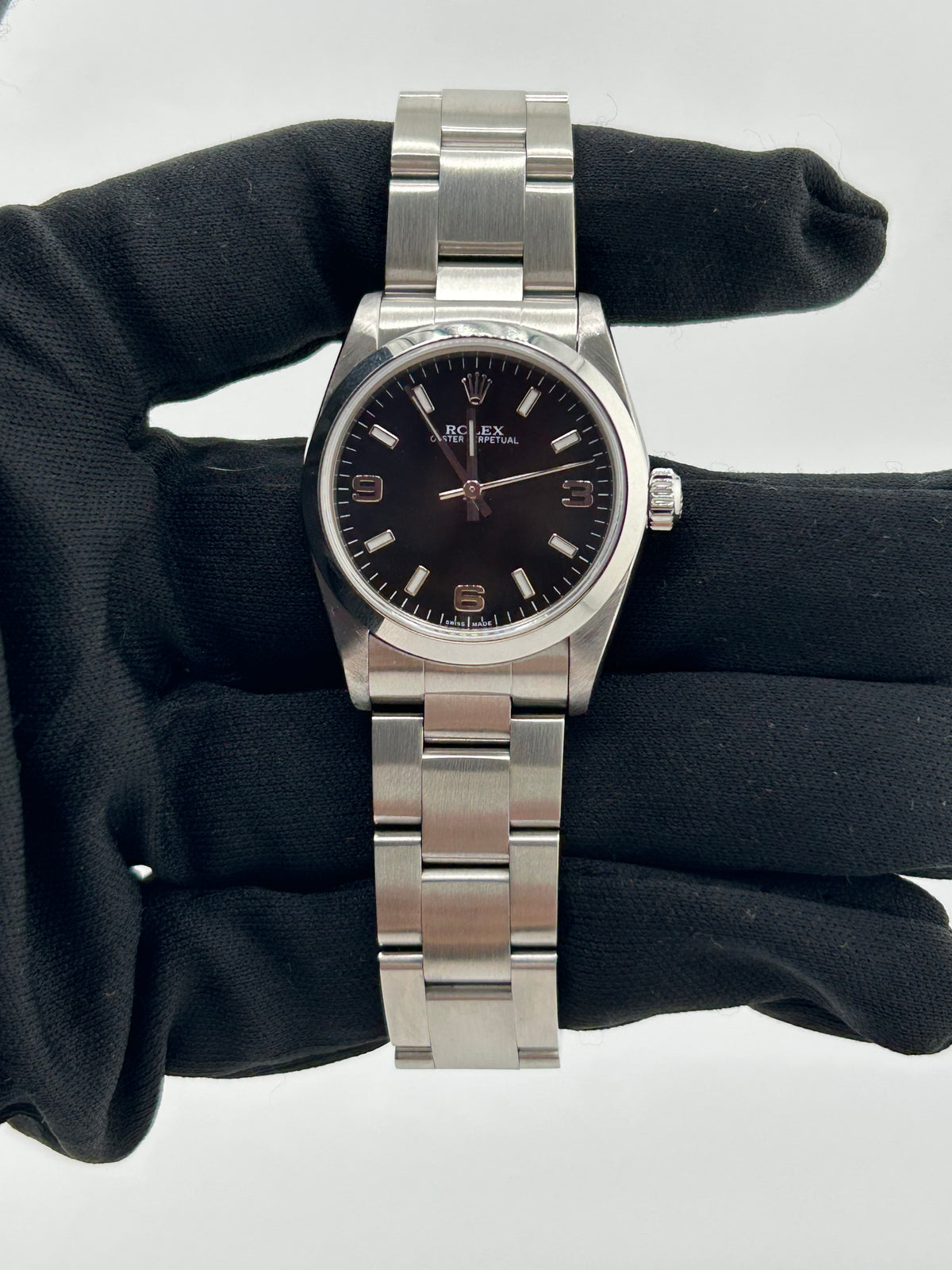 Rolex Oyster Perpetual 31 Black Dial on Stainless Steel Bracelet Ref. 77080 2006 — view 2