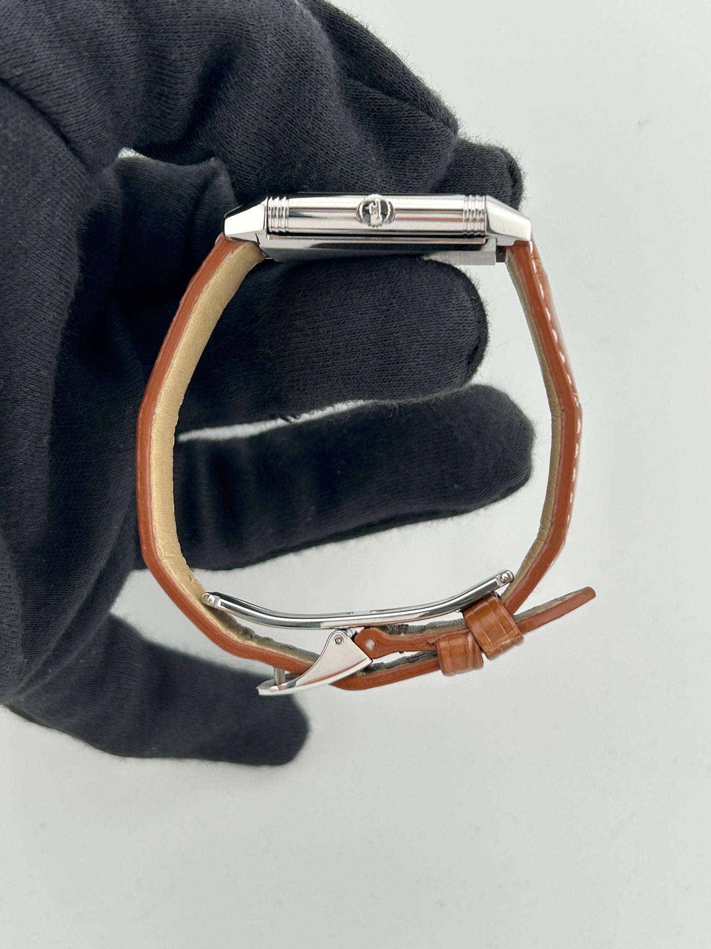 Jaeger Le Coultre Reverso Classic Grande Taille Silver Dial on Leather Strap Ref. 252.8.71 with Box — view 6