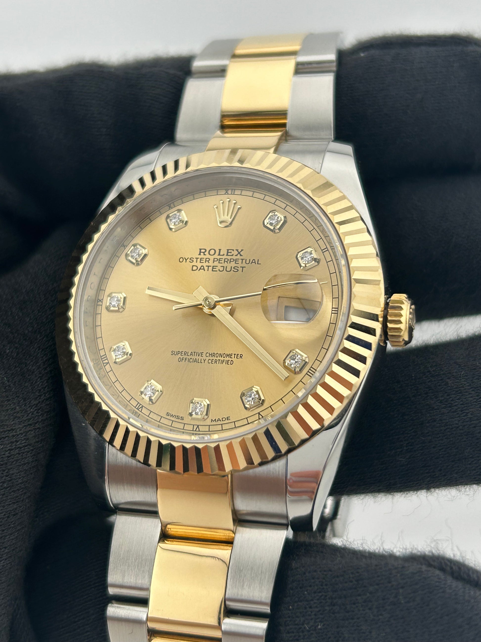 Rolex Datejust 41 Champagne Diamond Dial on Oyster Ref. 126333 Card 2017 — view 3