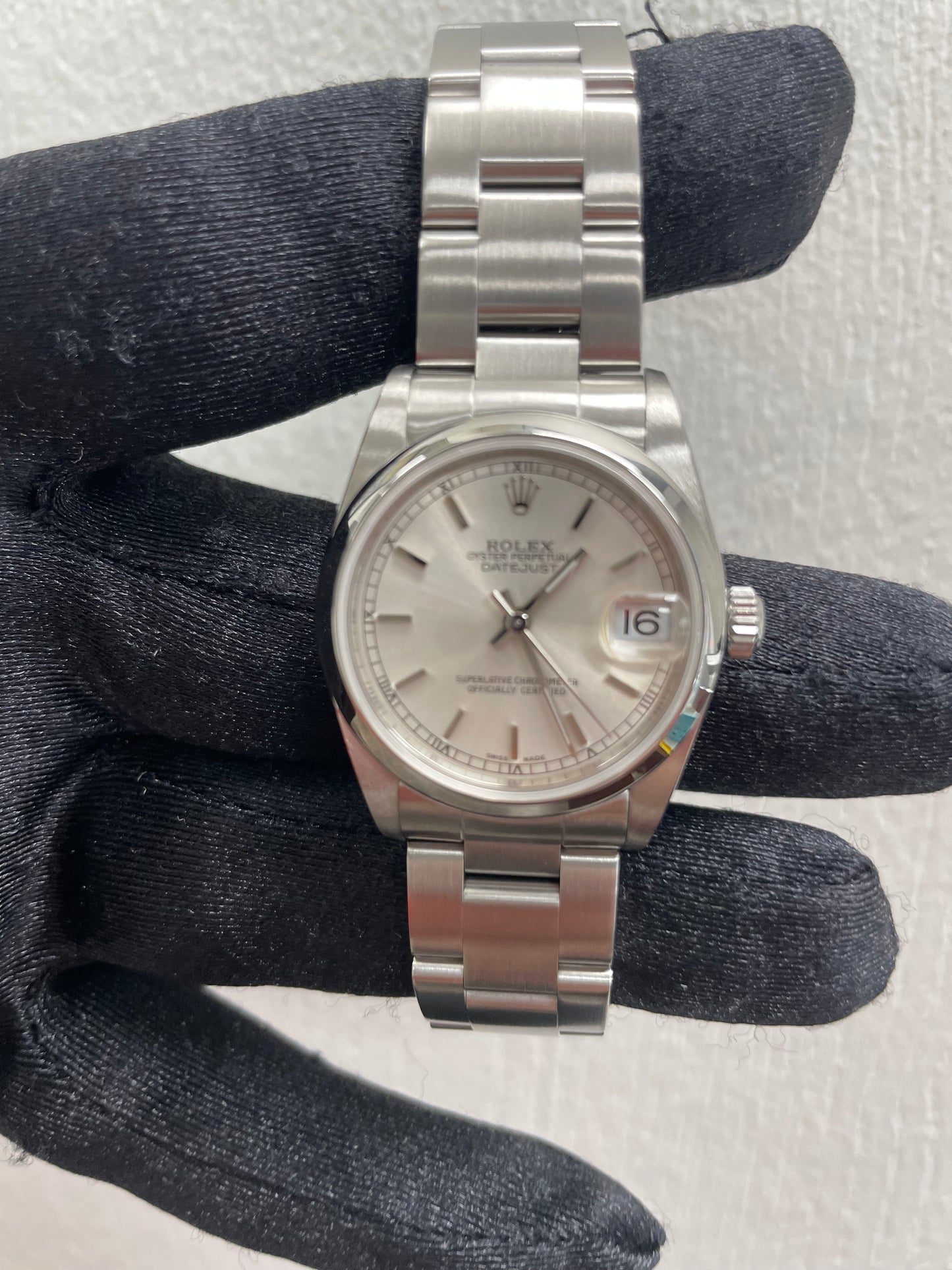 Rolex Datejust Silver Dial on Oyster Ref. 78240 Papers 2001 — view 2