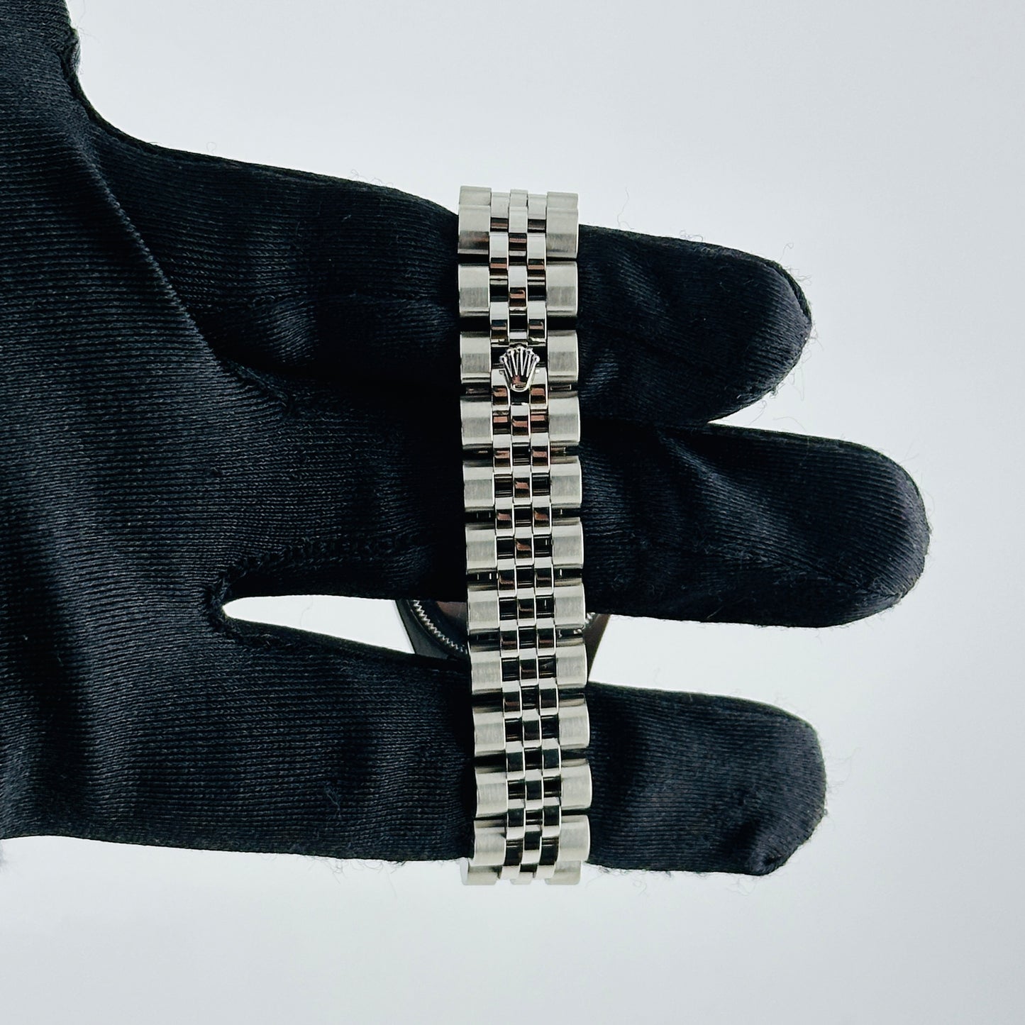 Rolex Datejust Lady White Mop Diamond Dial on Jubilee Hidden Clasp Bracelet Ref. 179174 2006 — view 4