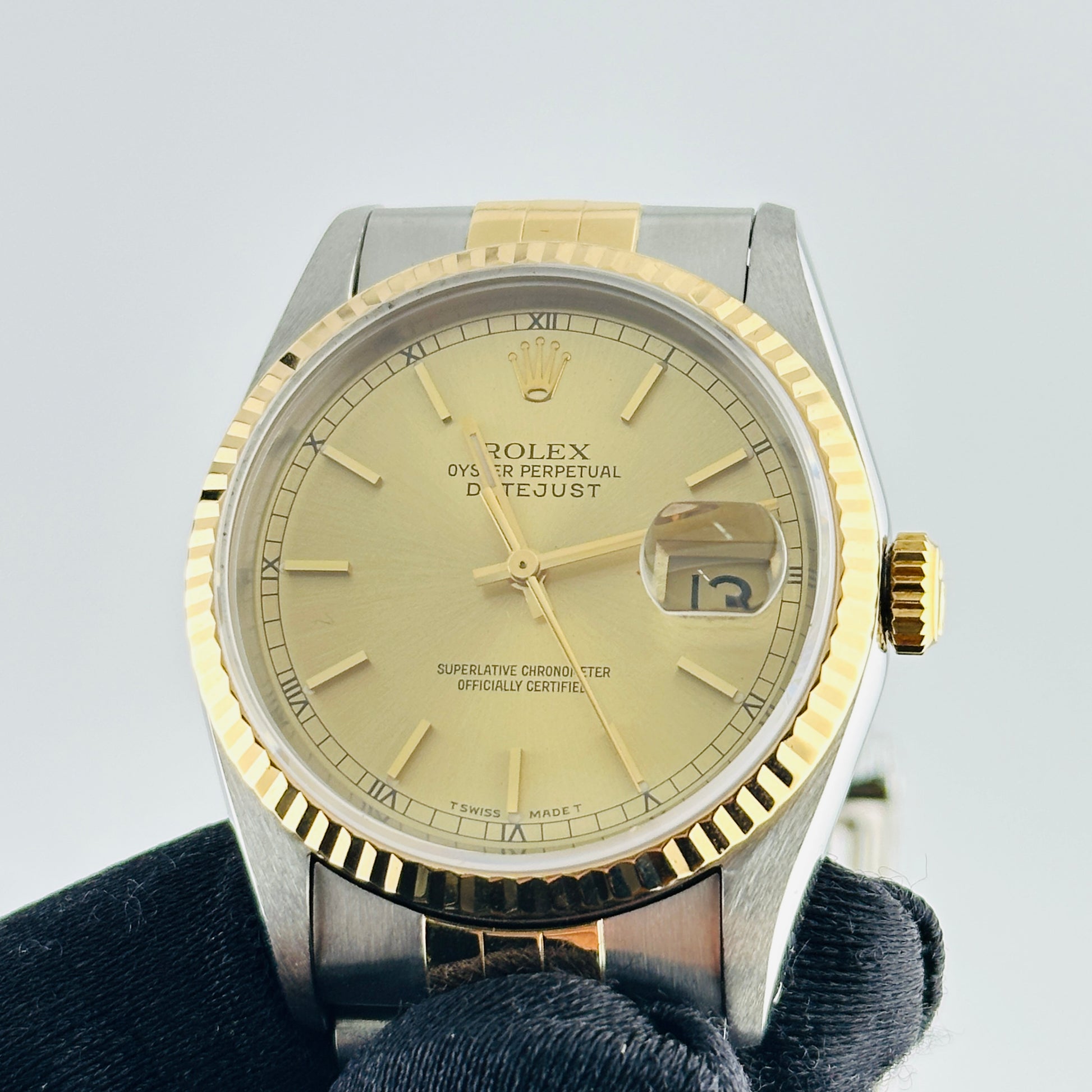 Rolex Datejust Champagne Stick Dial on D Link Jubilee Bracelet Ref. 16233 1991 — view 3
