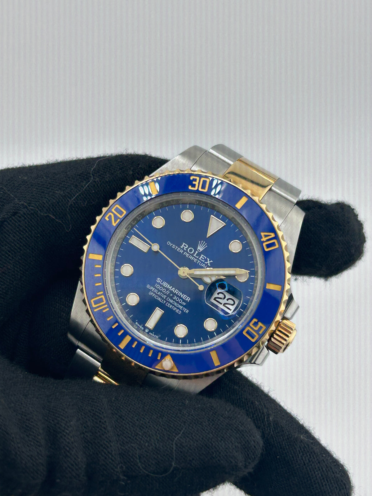 Rolex Submariner Blue Dial on Oyster Ref. 126613LB Card 2025 — view 3