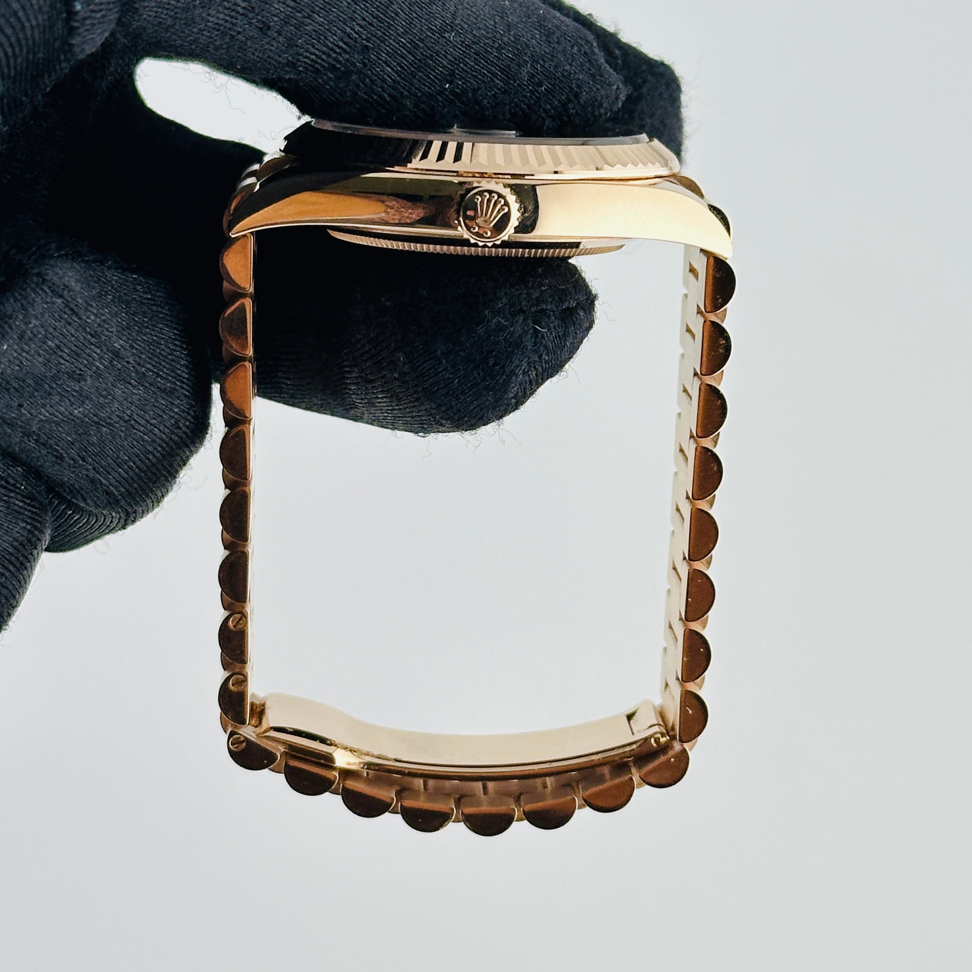 Rolex Day-Date 40 Chocolate Bevelled Roman Dial on President Ref. 228235 Complete 2024 — view 6