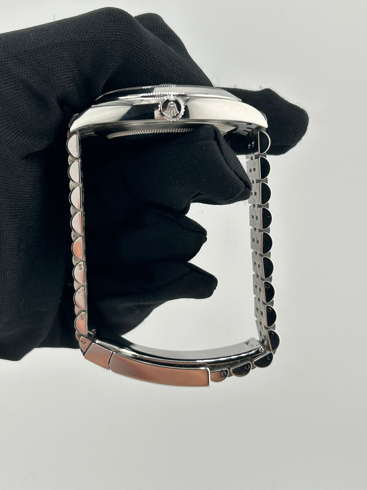 Rolex Datejust 41 Dark Rhodium Dial on Jubilee Ref. 126300 Card 2019 — view 6