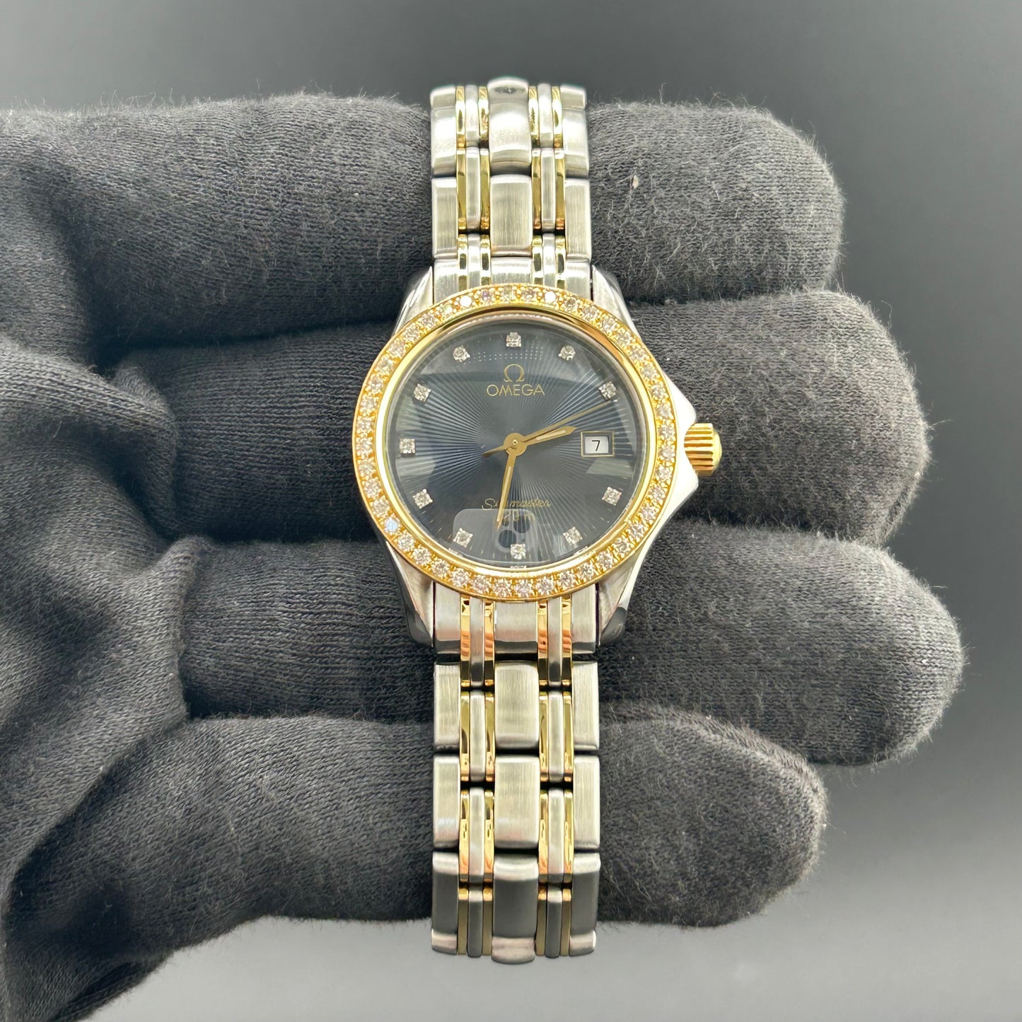 Omega Seamaster Blue Dial Ref. 2305.15 — view 2