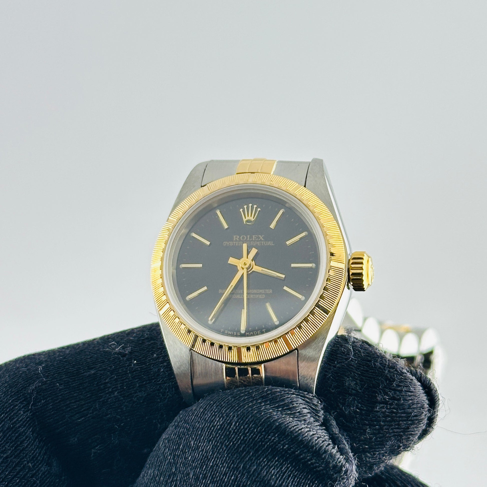 Rolex Datejust Lady Black Stick Dial on D Link Jubilee Ref. 76243 1999 — view 3