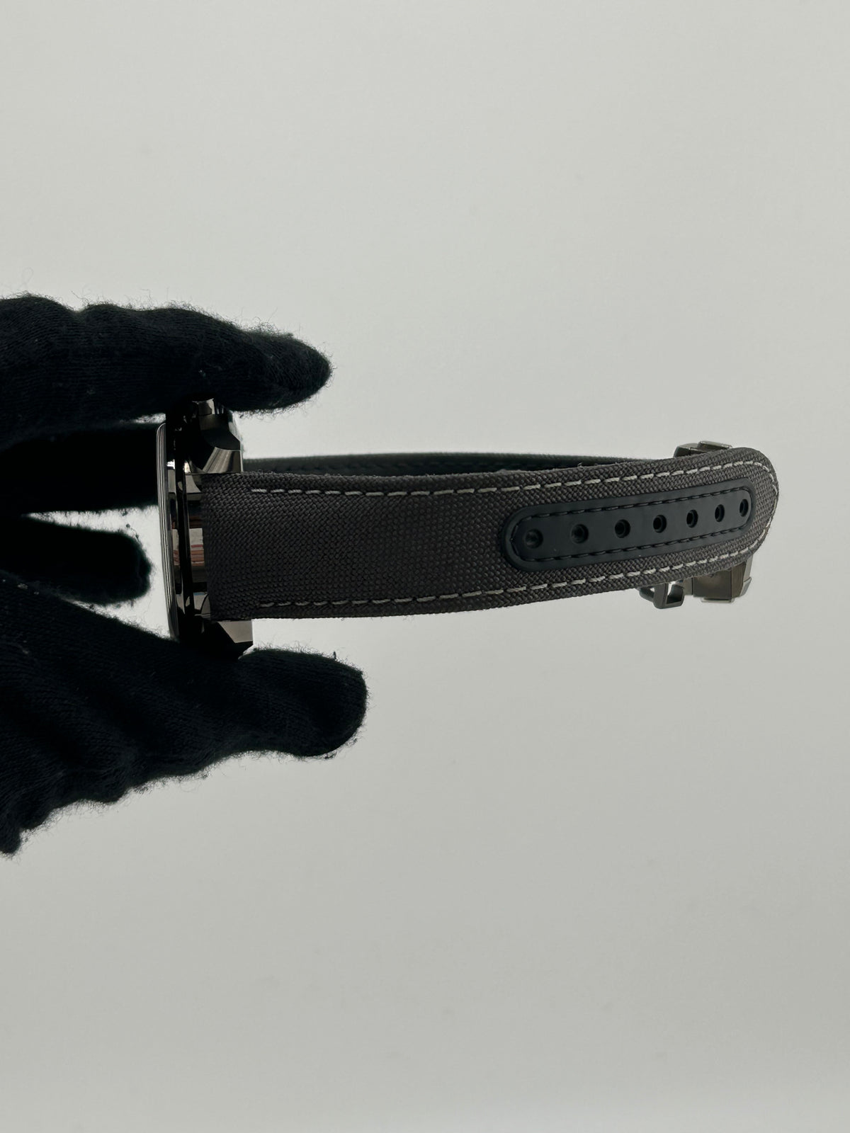 Omega Speedmaster Grey Side Of The Moon Black Dial on Gray Leather Strap Ref. 310.92.44.50.06.001 Complete 2025 — view 5