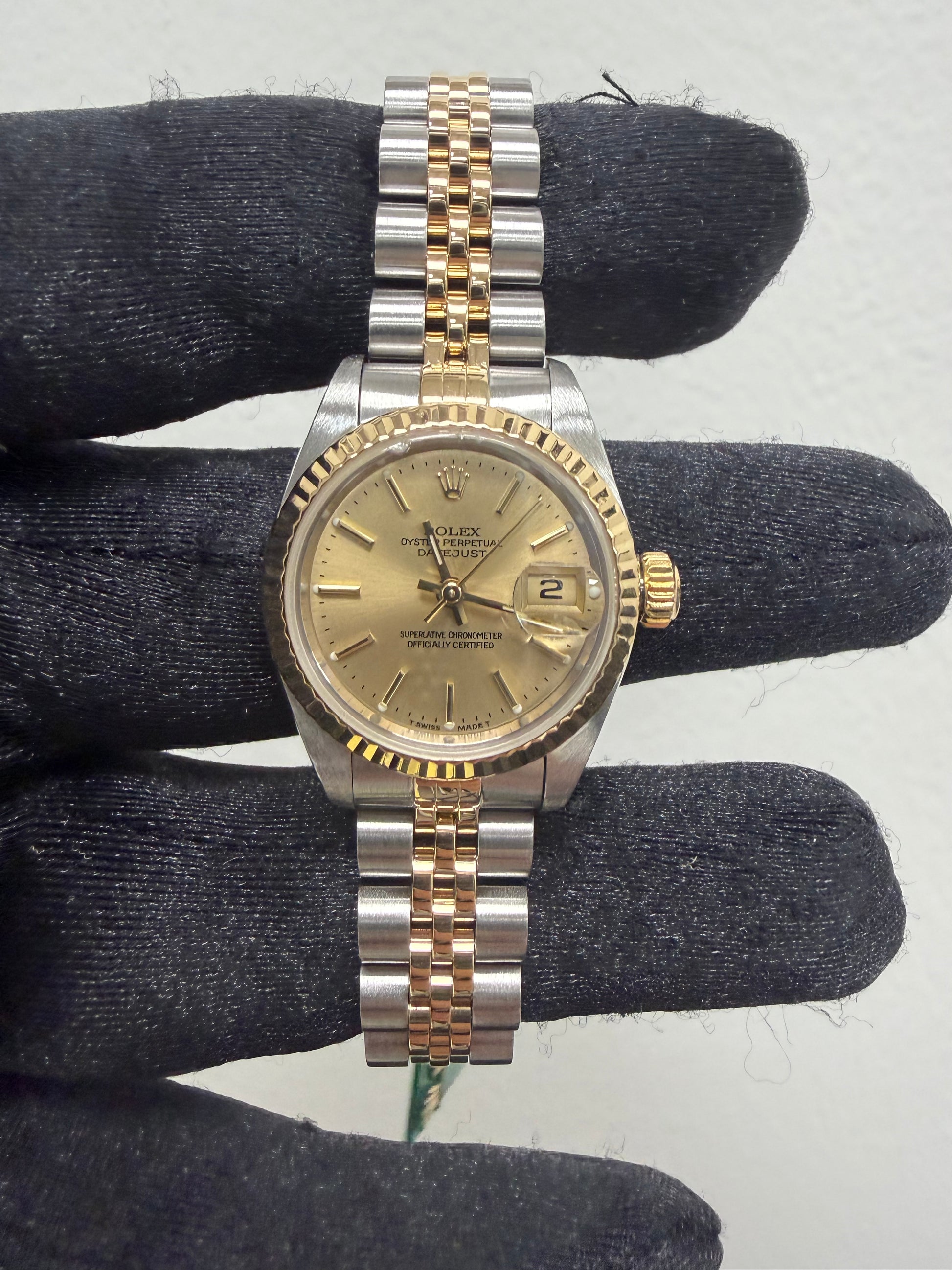 Rolex Datejust Gold Stick Dial on D Link Jubilee Ref. 79173 Papers 2000 — view 2