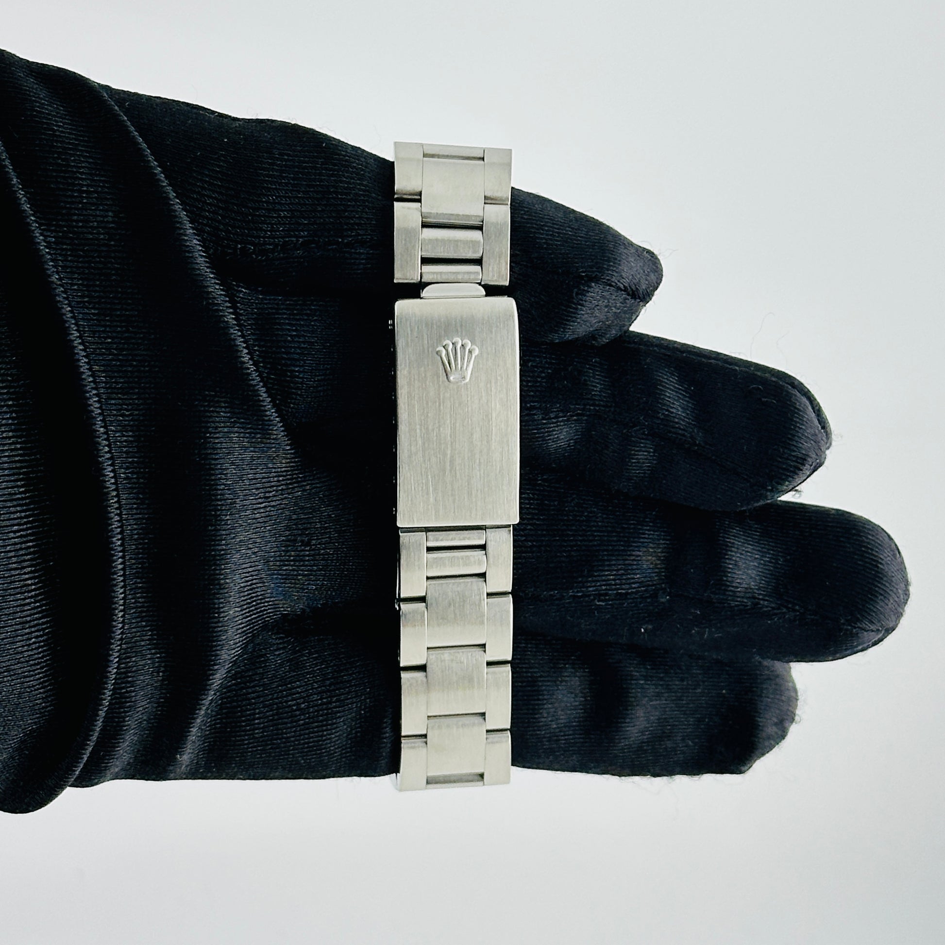 Rolex Oyster Perpetual Black Dial on Oyster Ref. 77080 Papers 2000 — view 4