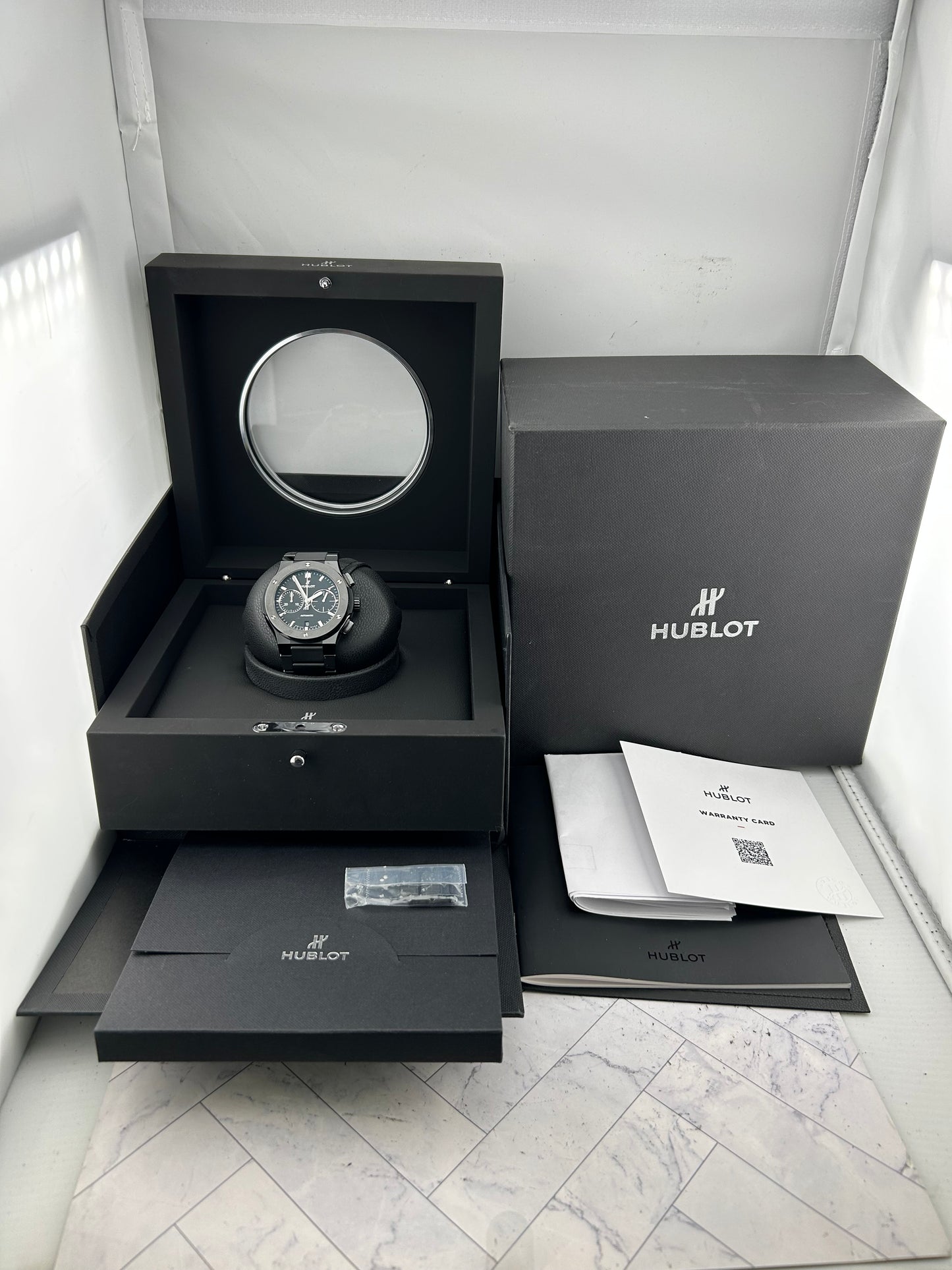 Hublot Classic Fusion Chronograph Black Dial on Bracelet Ref. 540.CM.1170.CM Card 2021 — view 7