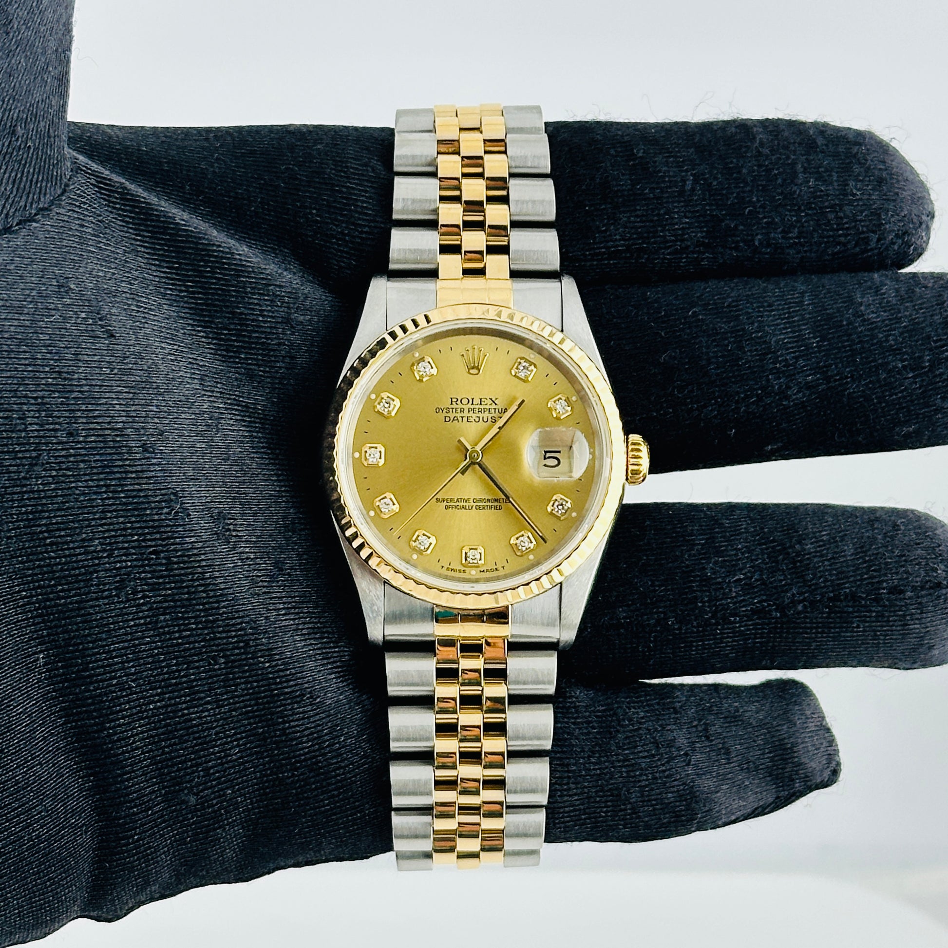 Rolex Datejust Champagne Diamond Dial on D Link Jubilee Ref. 16233 Papers 1995 — view 2