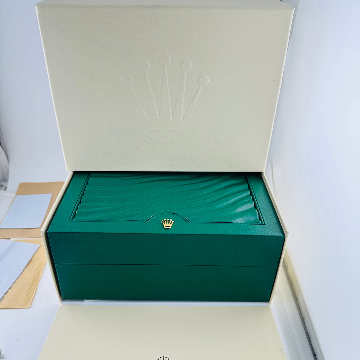 Rolex Day-Date 40 Chocolate Bevelled Roman Dial on President Ref. 228235 Complete 2024 — view 8