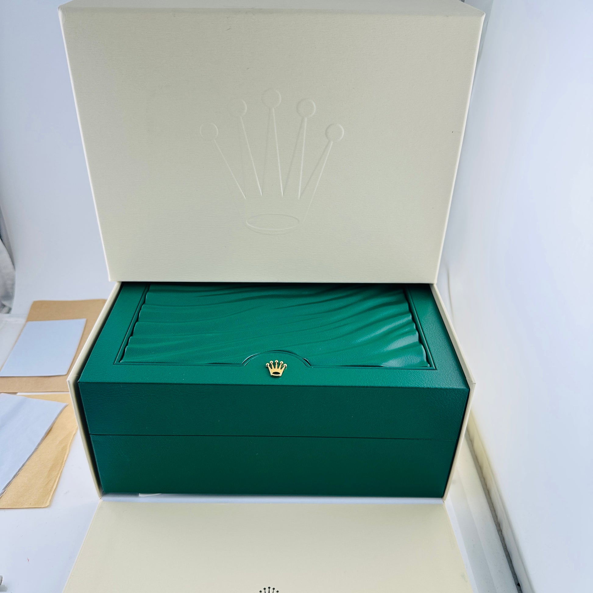 Rolex Day-Date 40 Chocolate Bevelled Roman Dial on President Ref. 228235 Complete 2024 — view 8