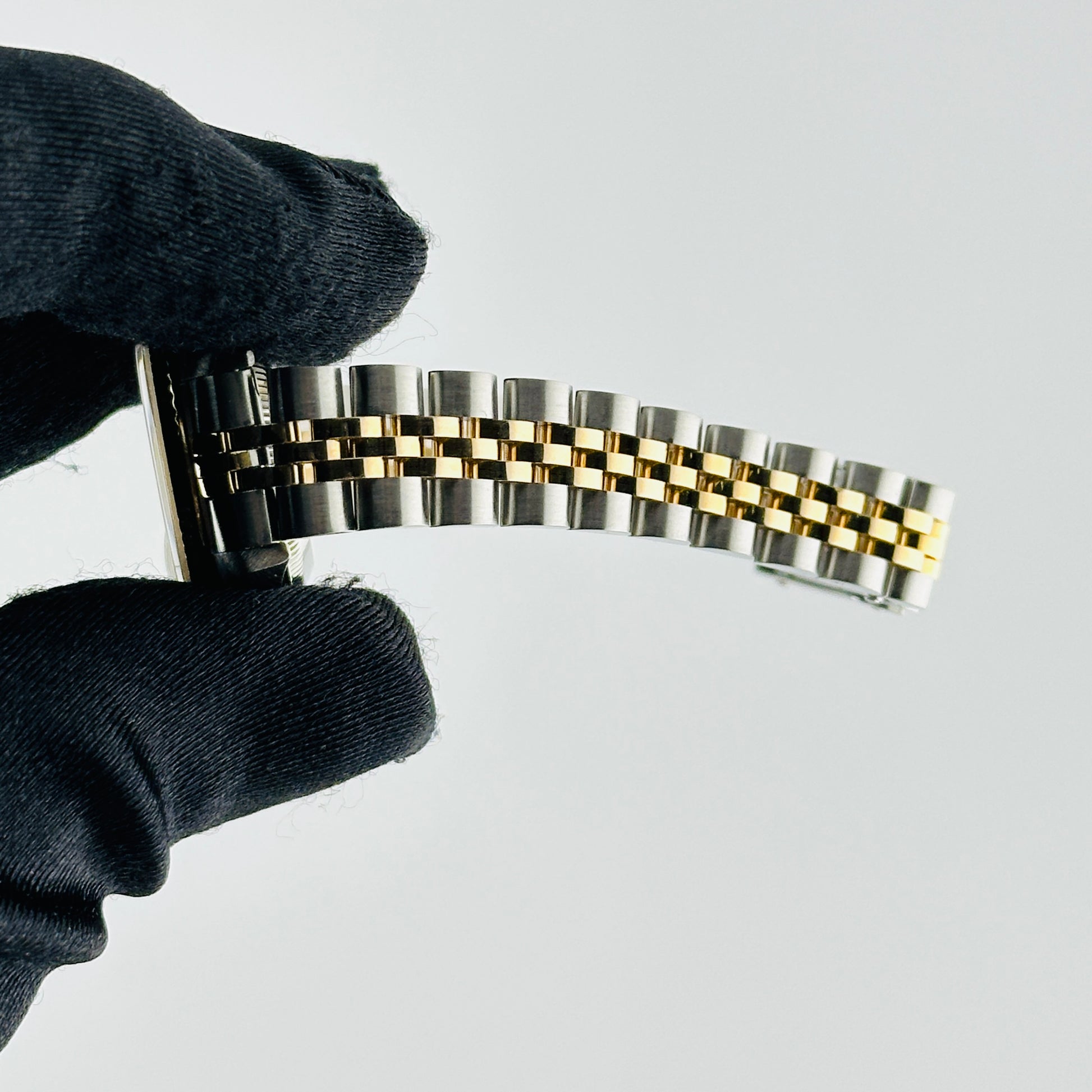 Rolex Datejust Lady Champagne Stick Dial on D Link Jubilee Bracelet Ref. 69173 1994 — view 5