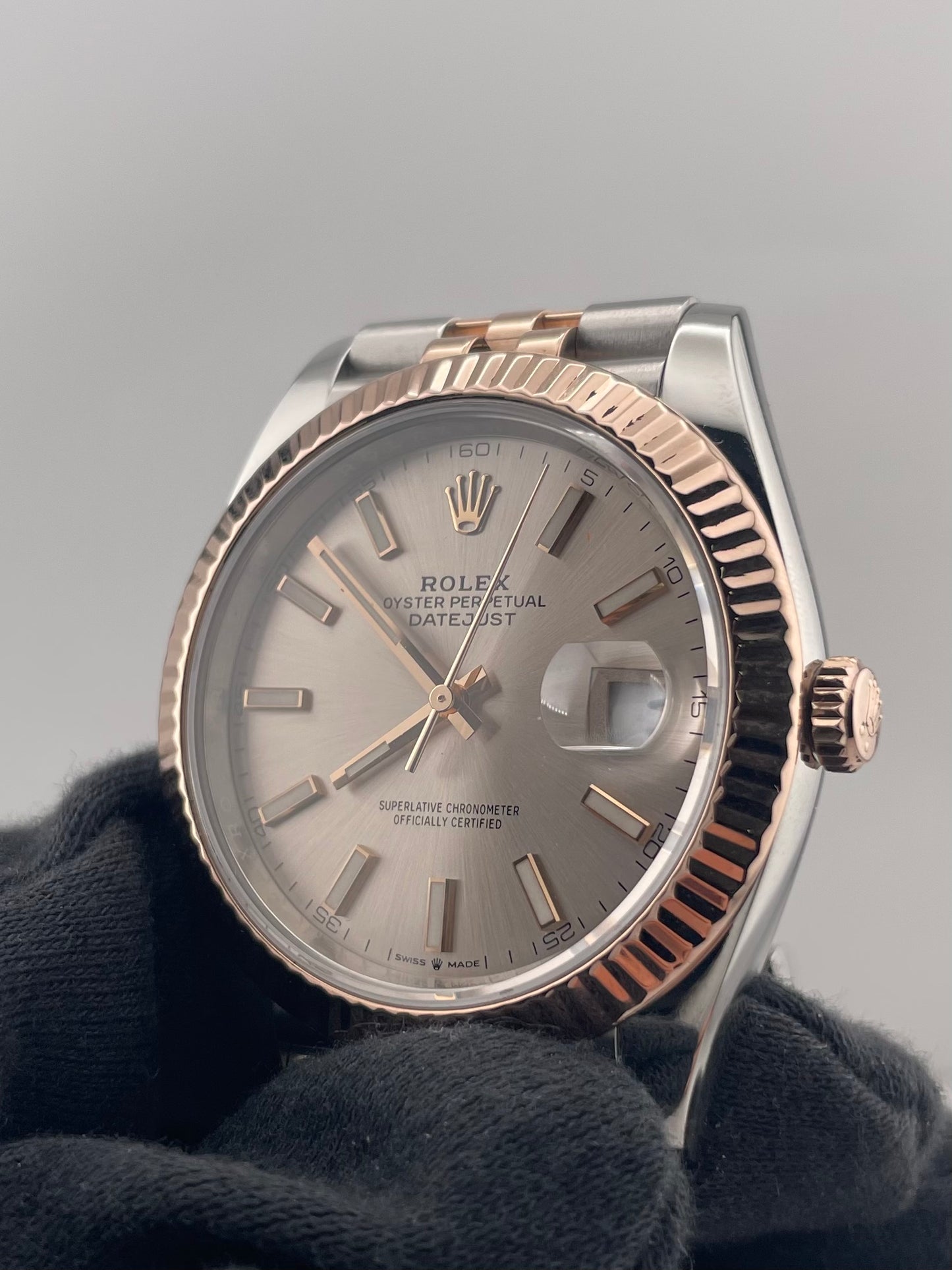 Rolex Datejust 41 Sundust Index Dial on Jubilee Ref. 126331 Card 2023 — view 3